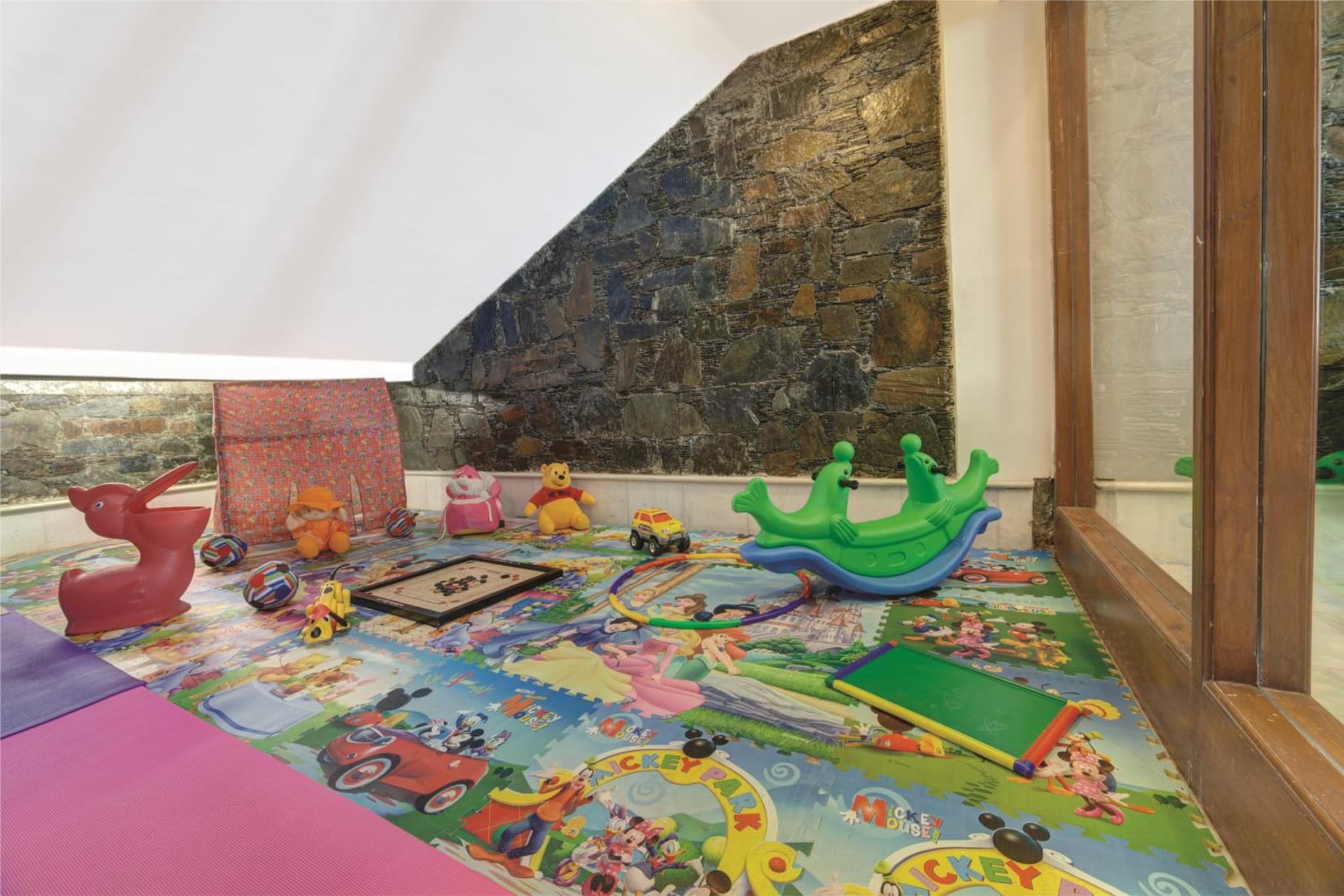 Ramada by Wyndham Udaipur Resort and Spa photo 5