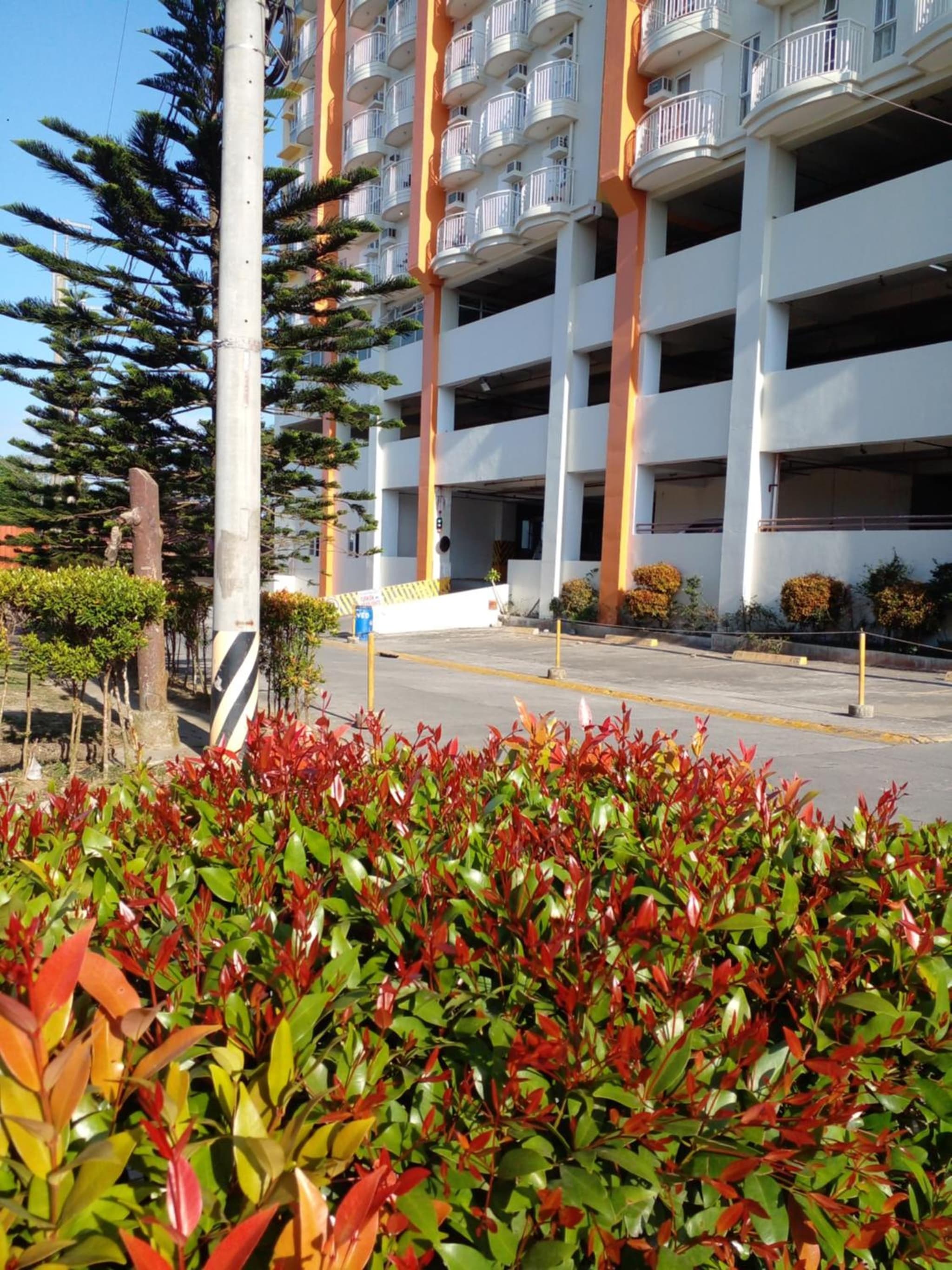 Tagaytay Prime Residences with Swimming Pool & Viewing Deck photo 3