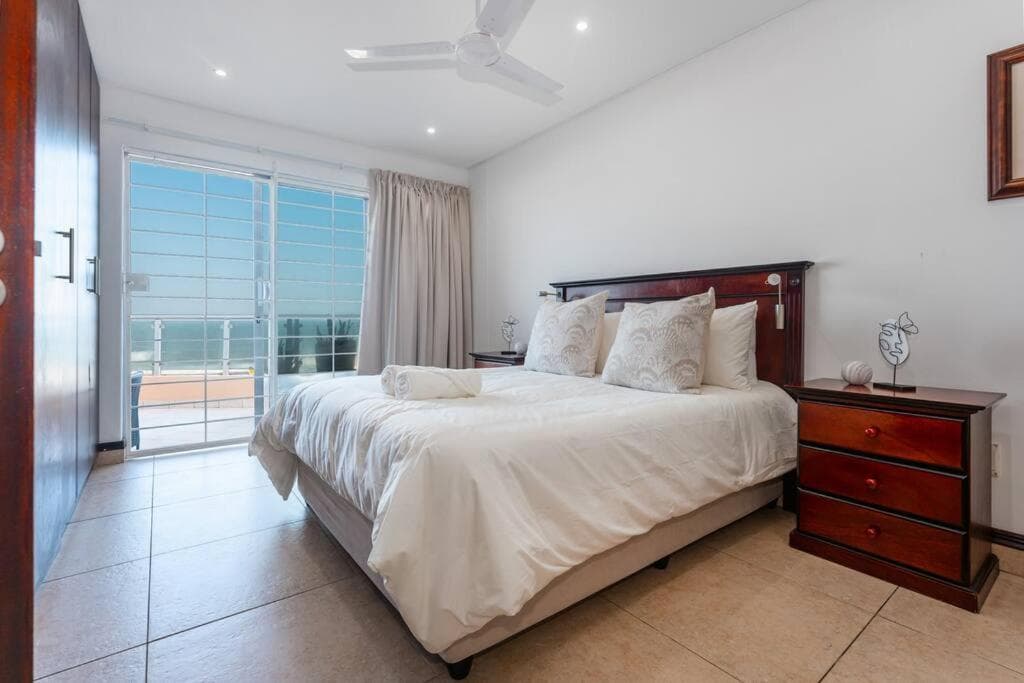 G1Bermuda-Oasis on Willard Beach photo 5