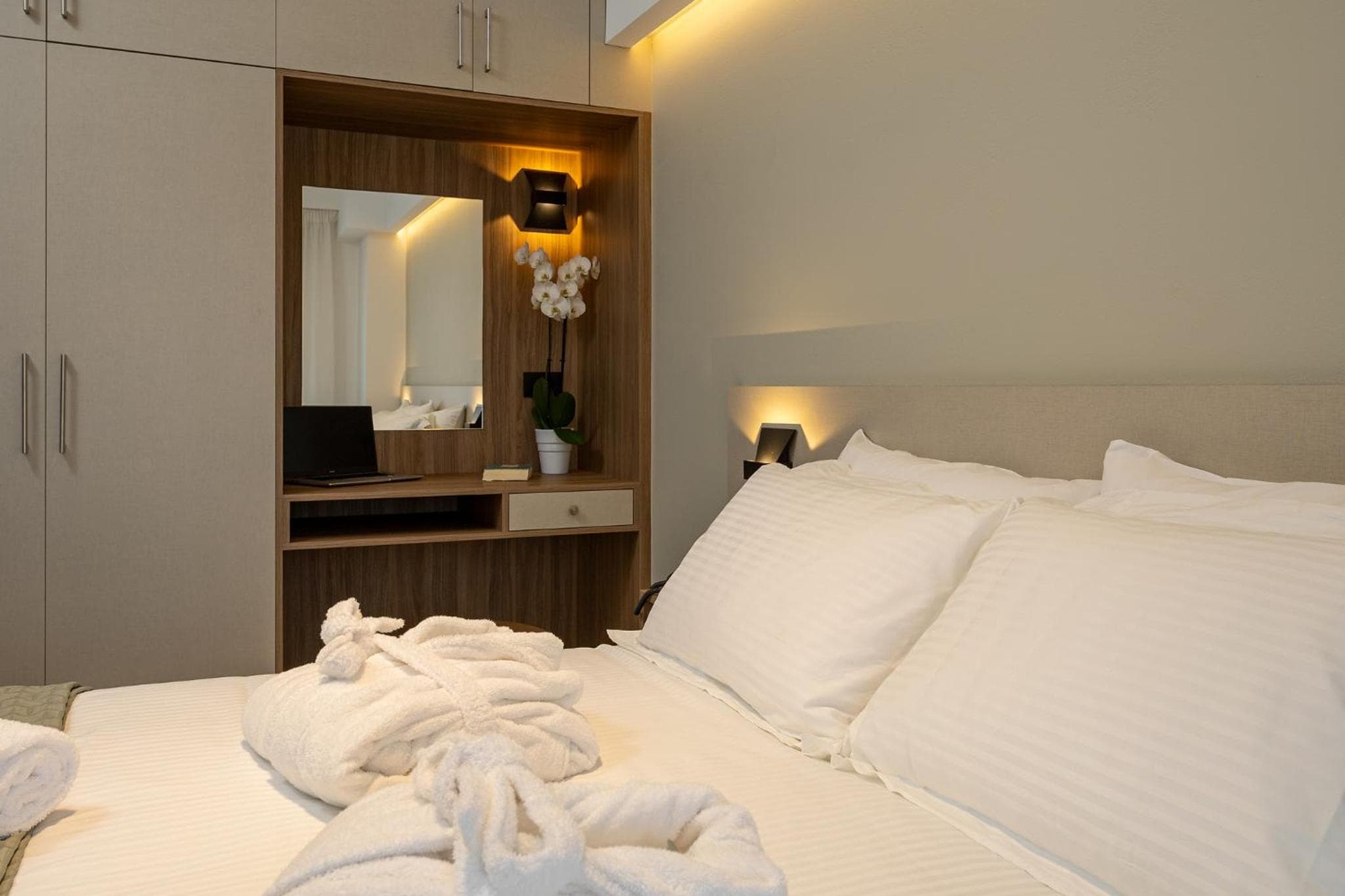 Ruby Luxury Suites photo 9