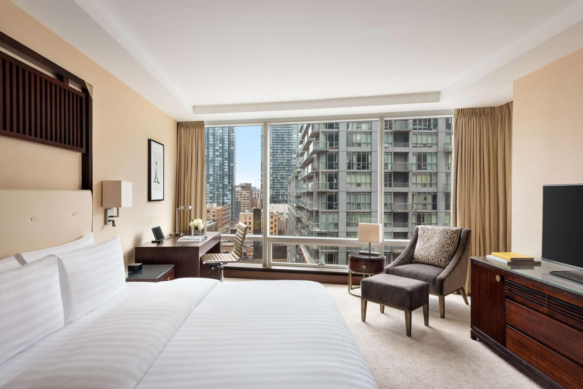Shangri-La Toronto photo 6