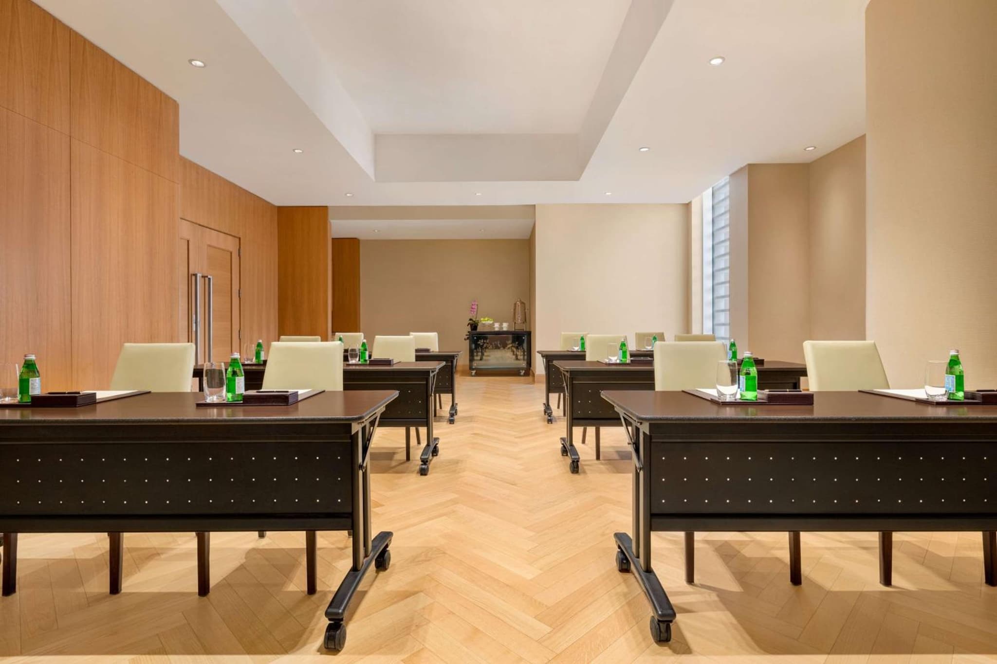 Shangri-La Toronto photo 9