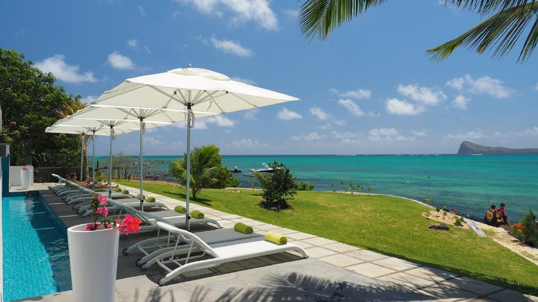 Myra Seafront Suites by LOV Mauritius