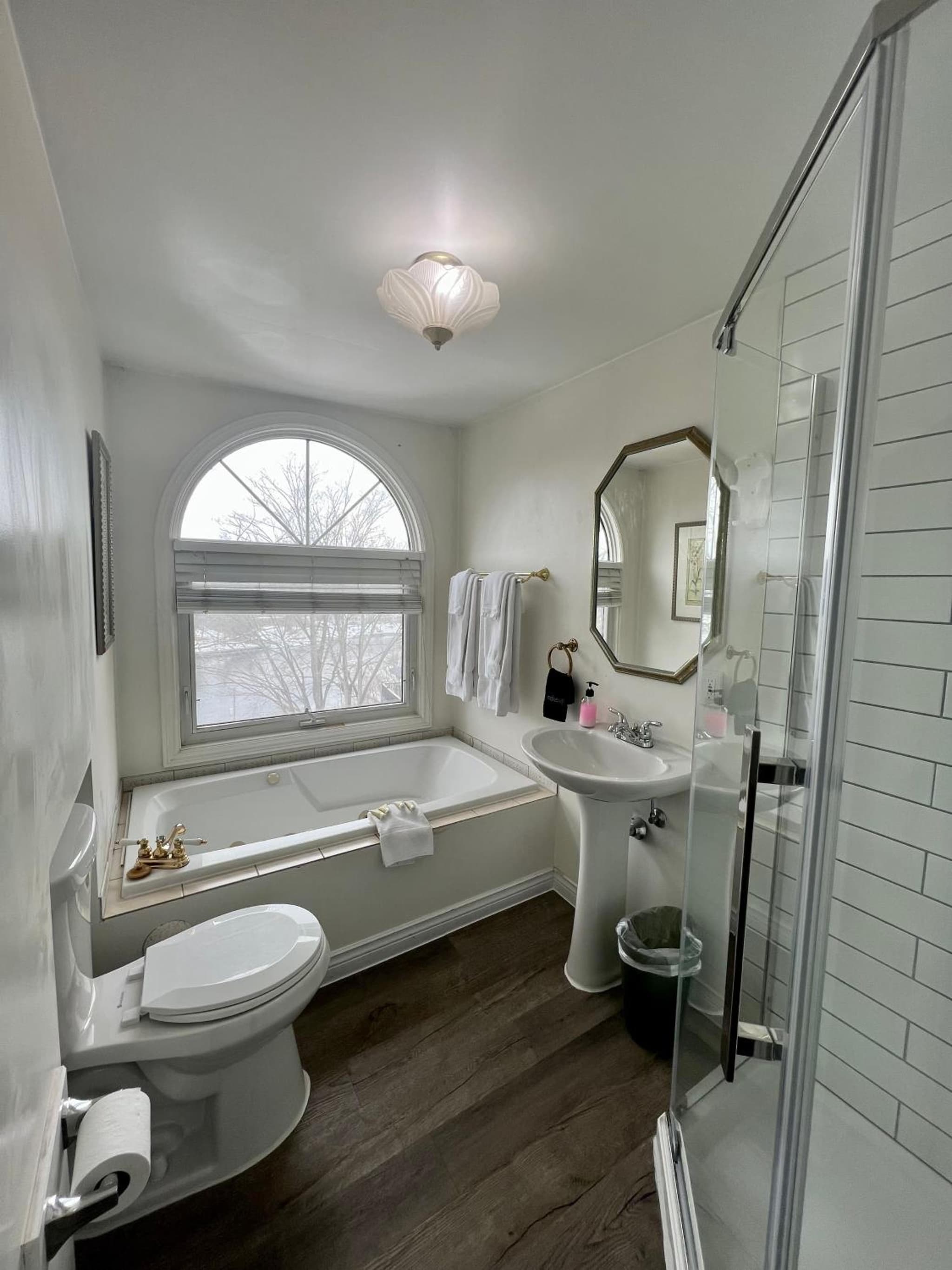 Inn at the Falls photo 8