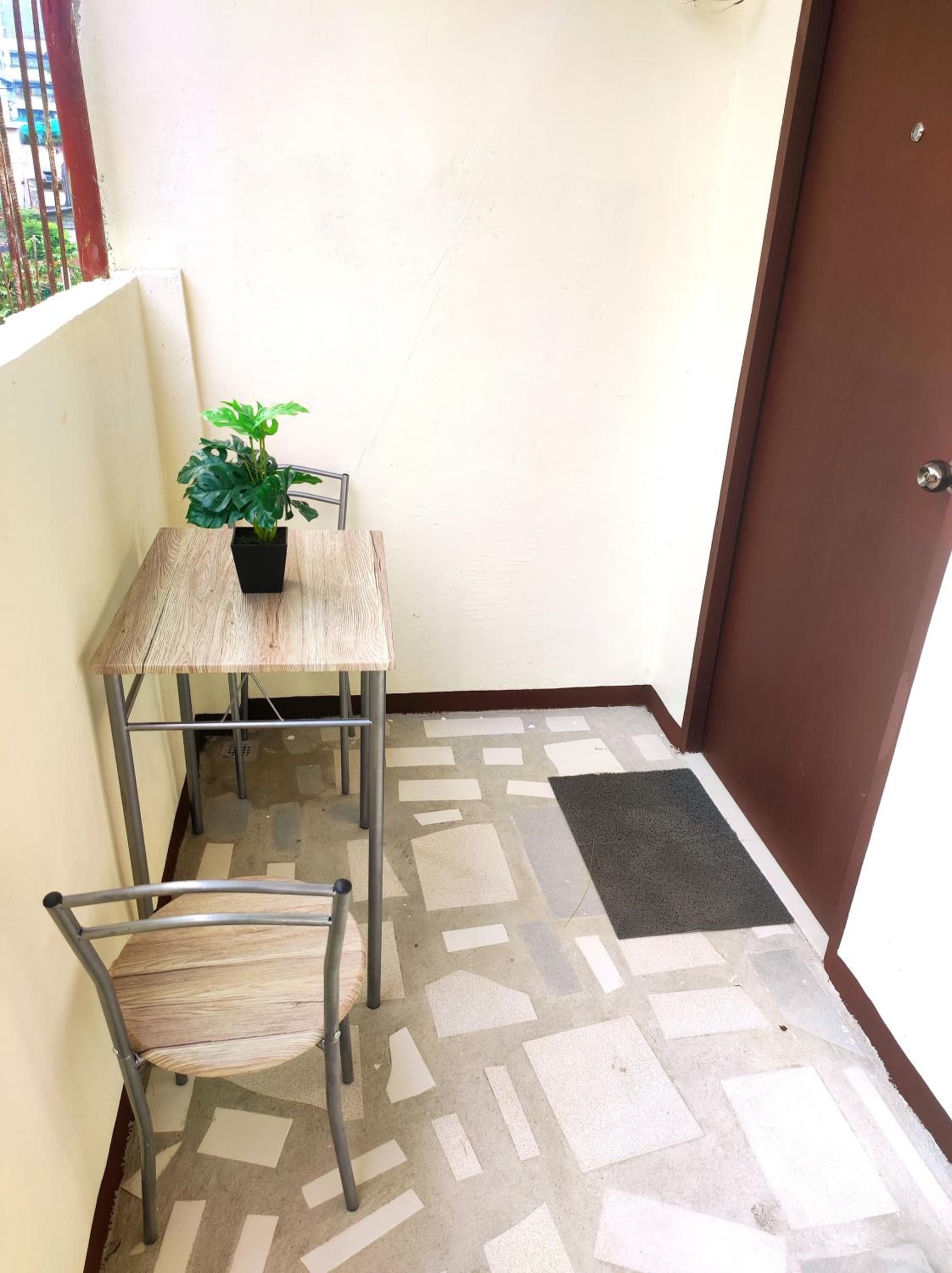 AIRPORT VILLAMOR TRANSIENT ROOMS