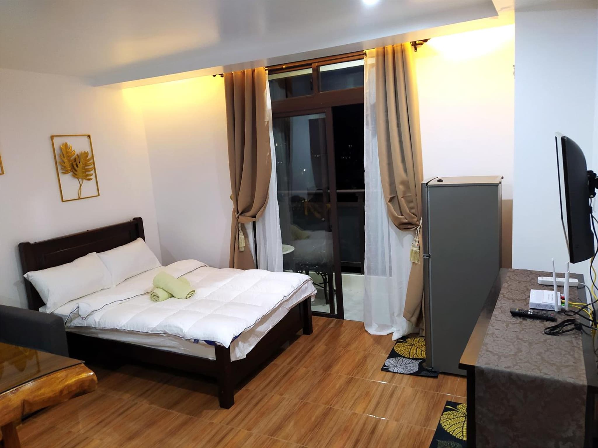 UNIT 3F-18 MEGATOWER RESIDENCES III photo 7