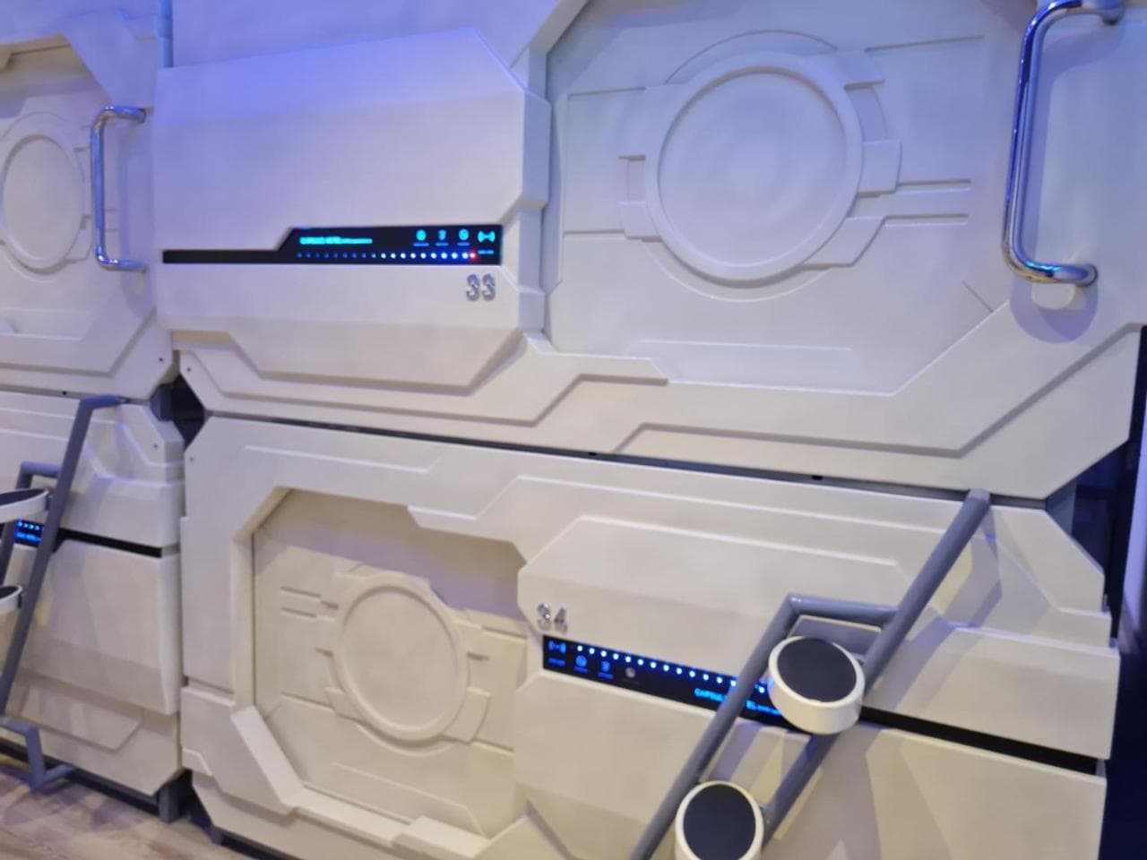 Capsule Riverside