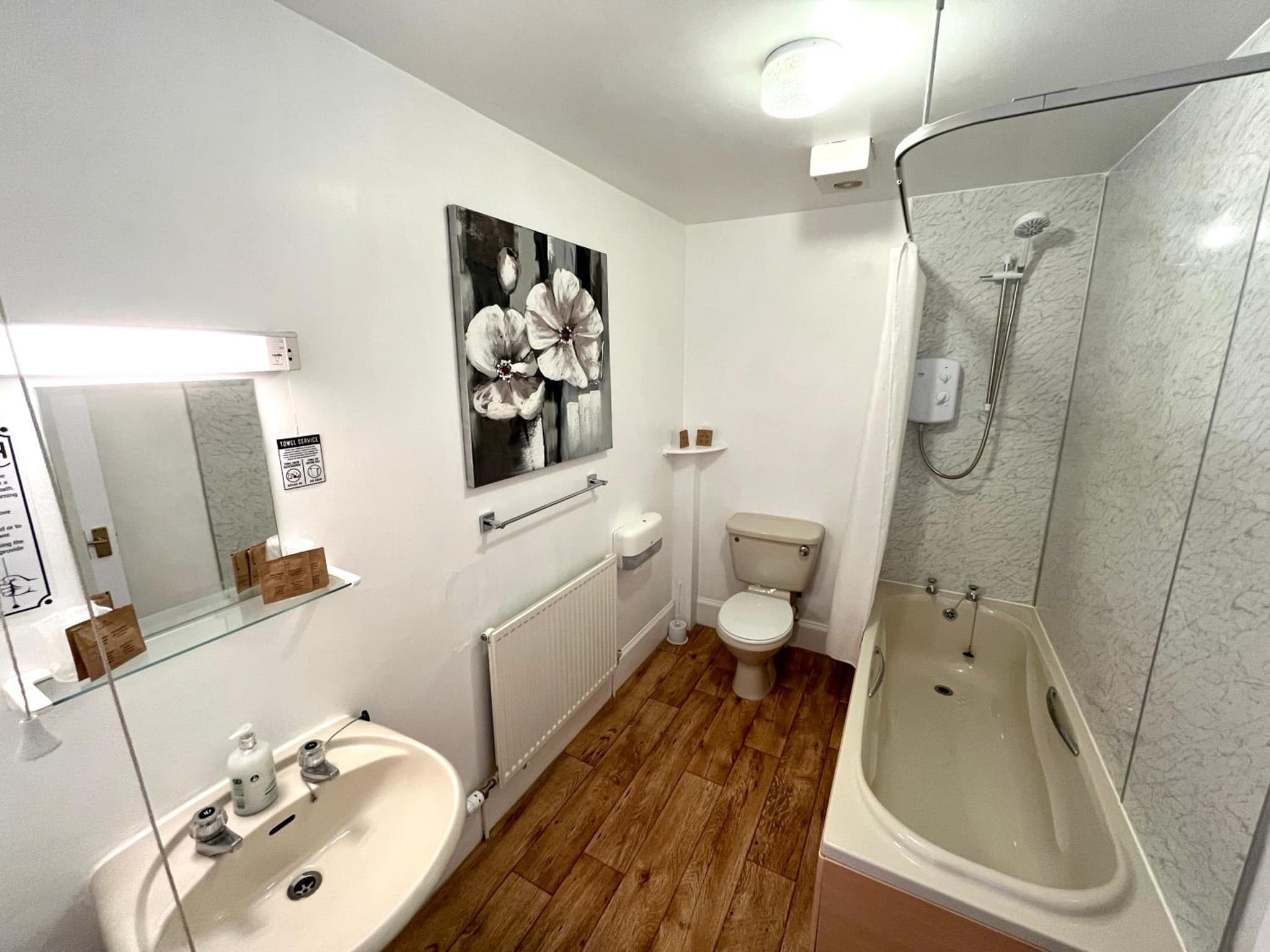 Buccleuch Arms Hotel photo 8