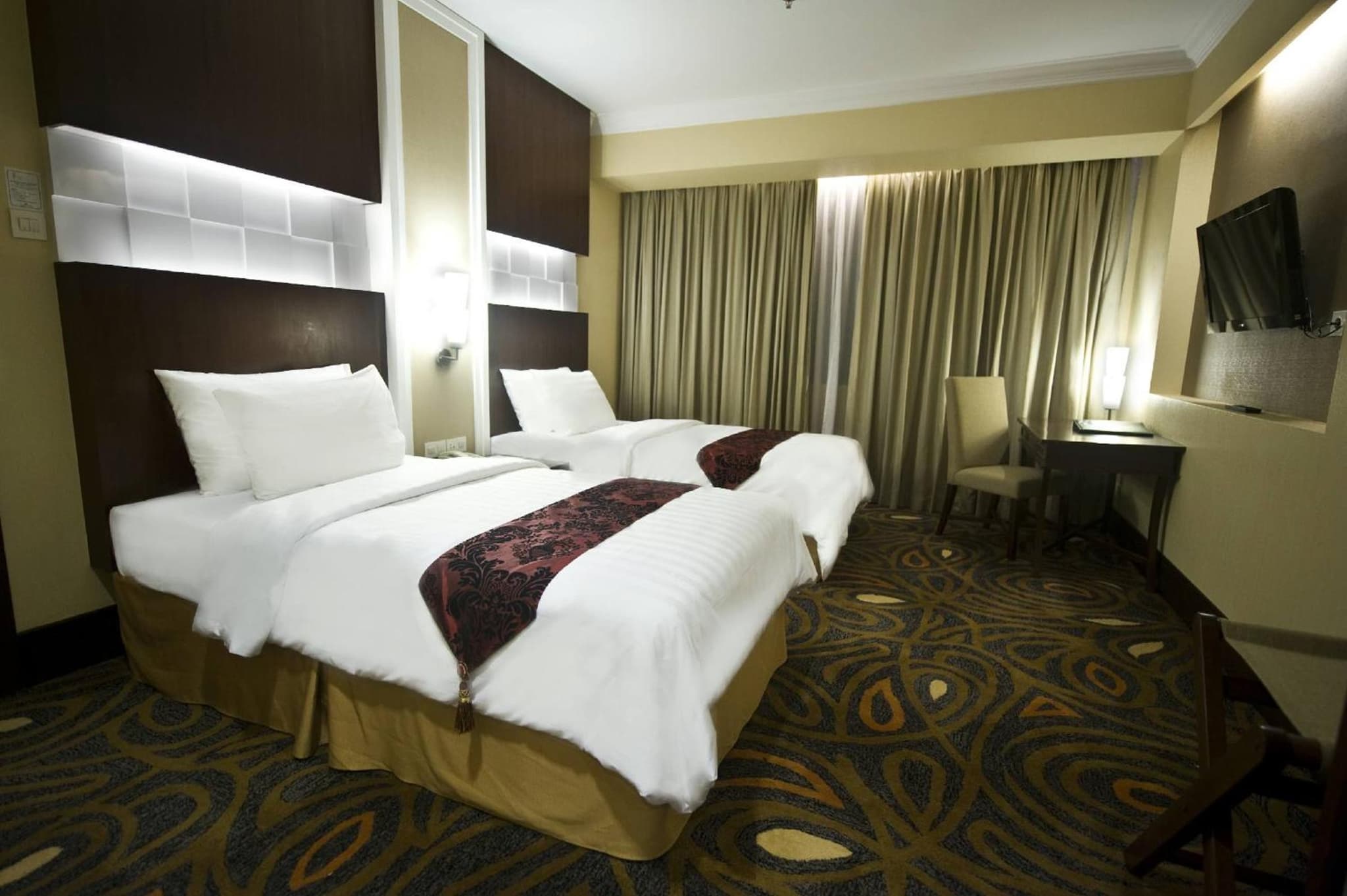 Emerald Garden International Hotel photo 7