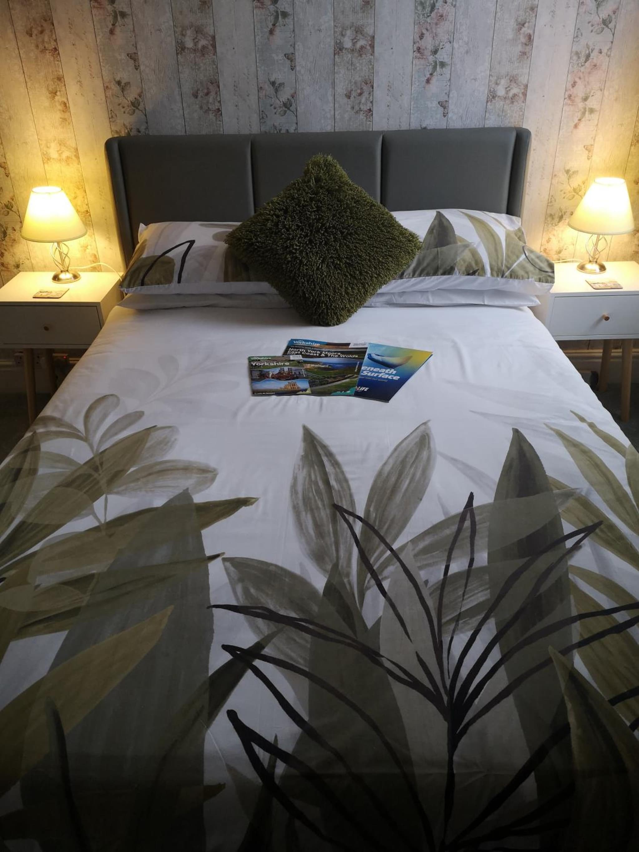 The Phoenix Guest House photo 6