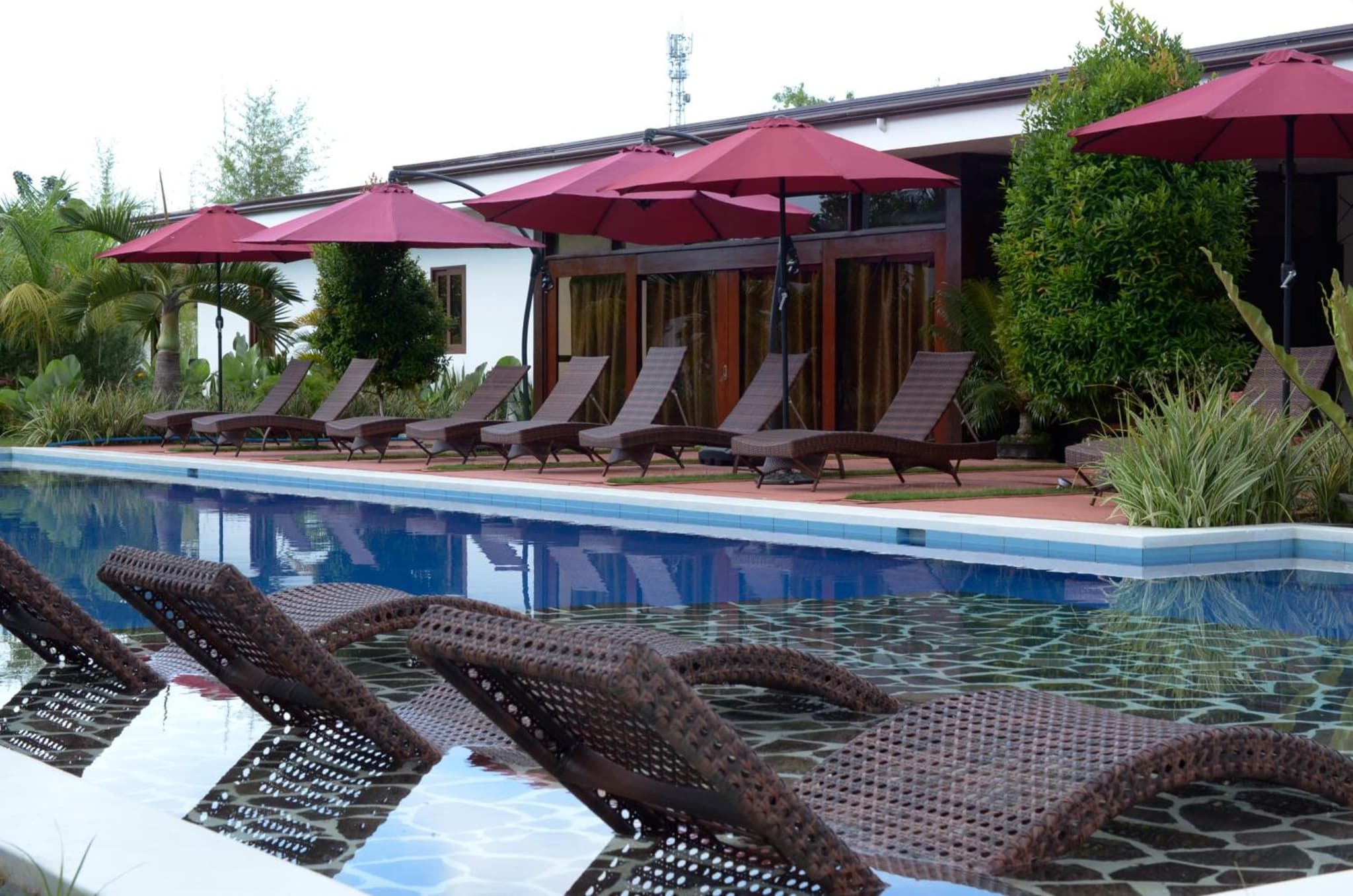 Bella Napoli Resort & Resto photo 7
