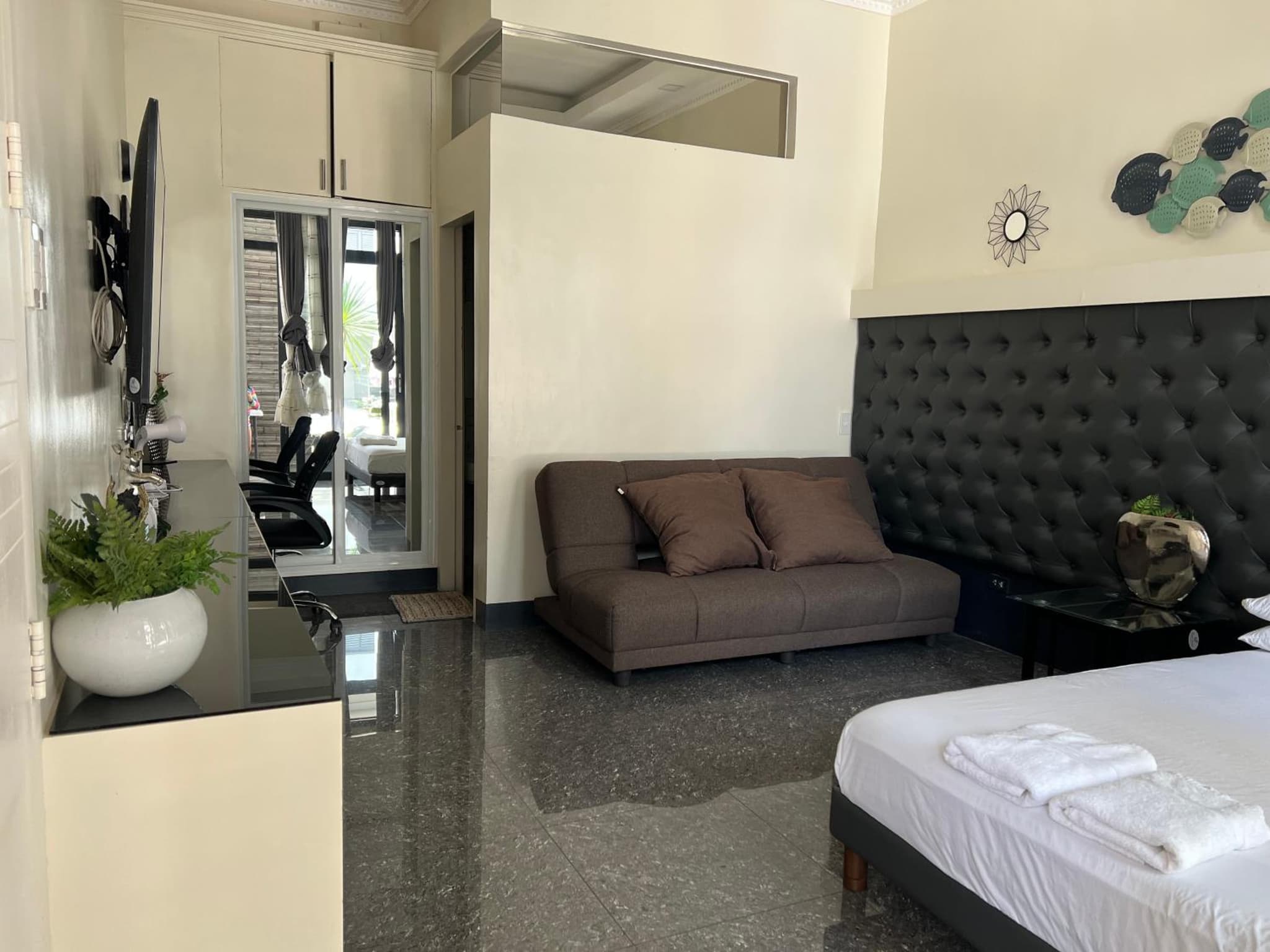 Dampa Poolside Events & Accommodation photo 7