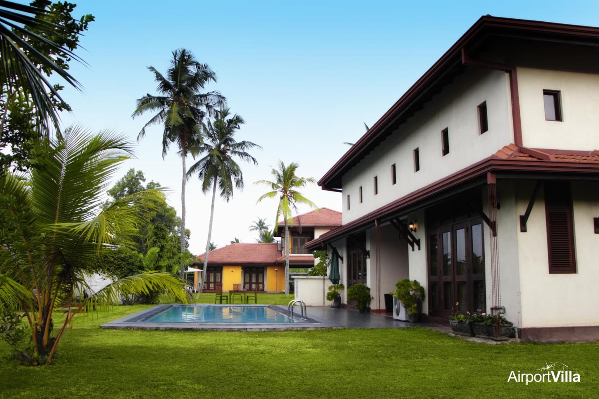 Airport Villa photo 5