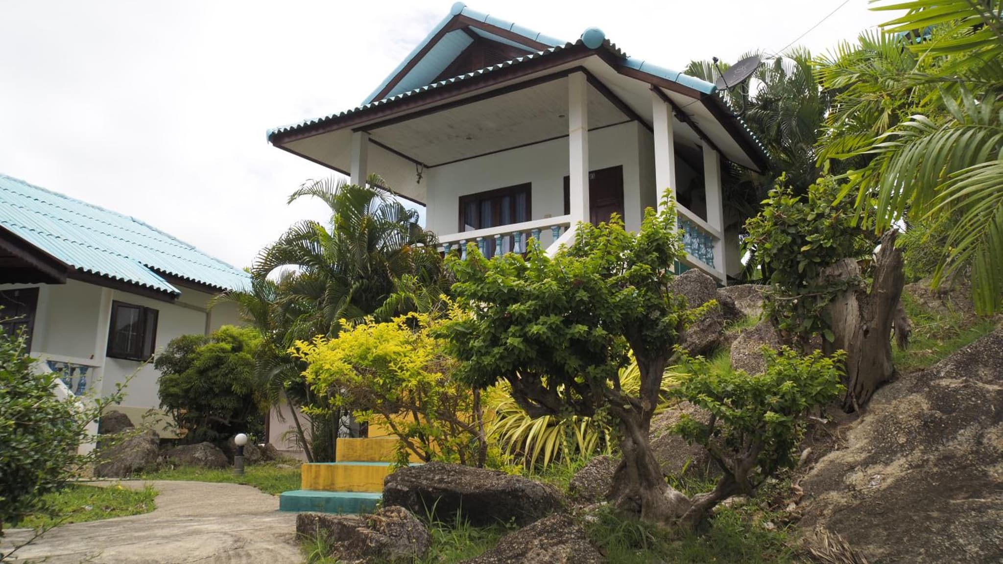 Dragon Hut Resort photo 4