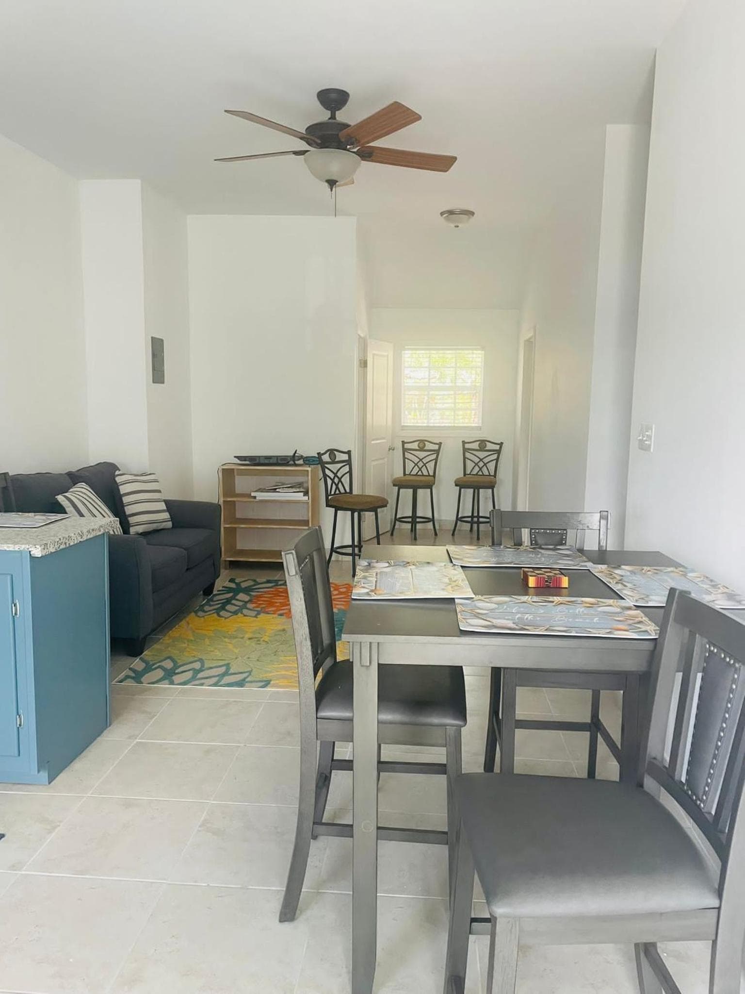 Windsor place photo 7