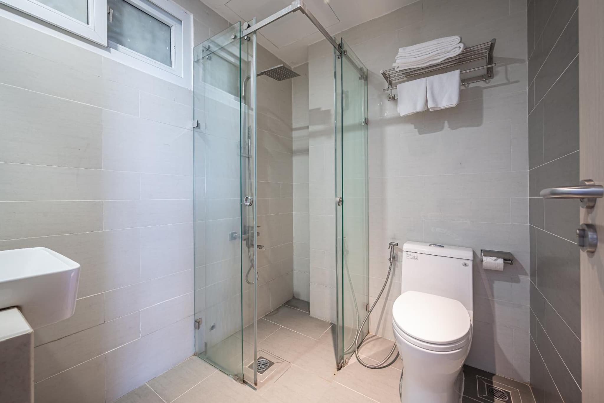 Cozrum Homes - Sonata Residence photo 8