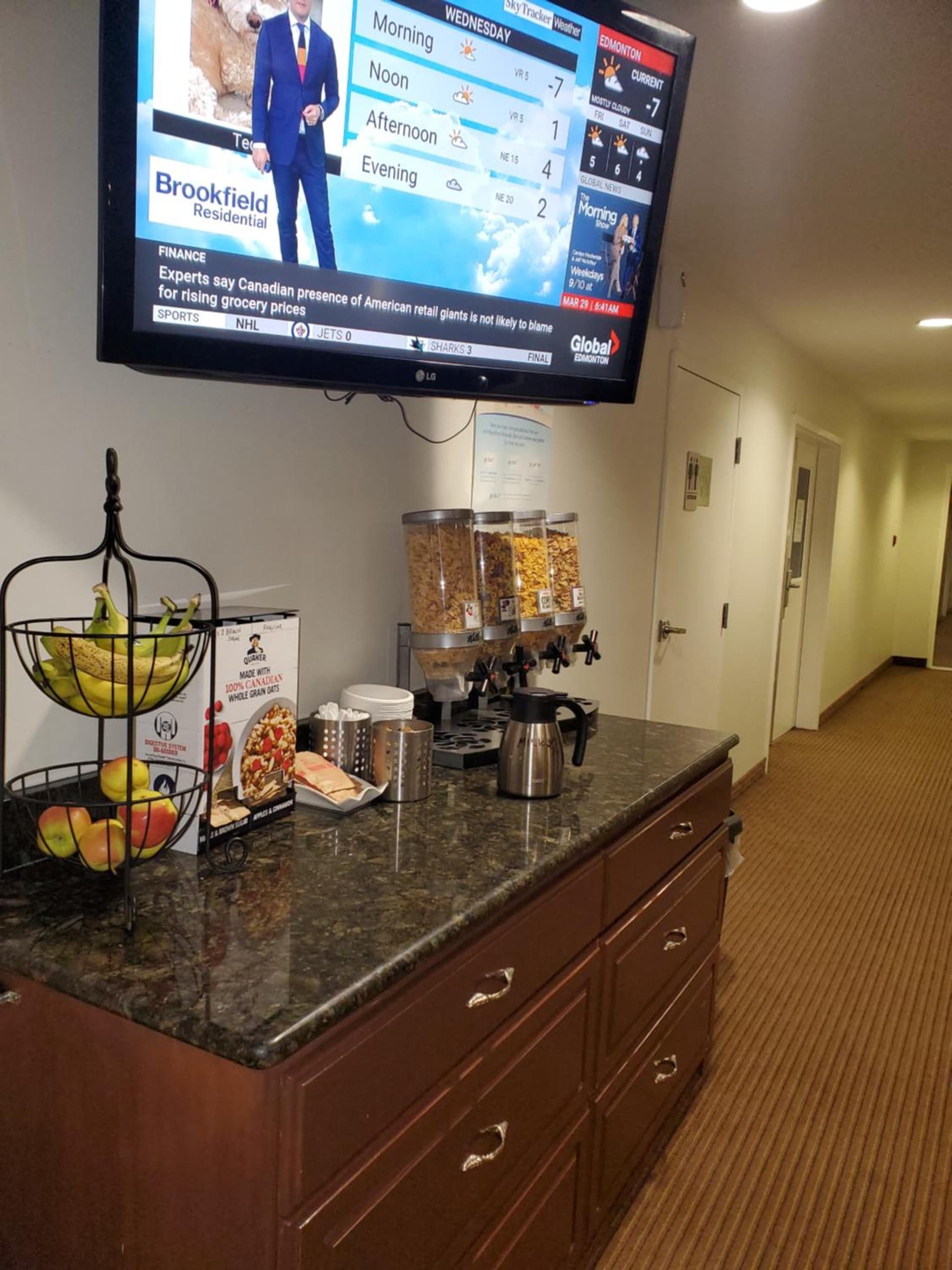 Travelodge by Wyndham Edson photo 2