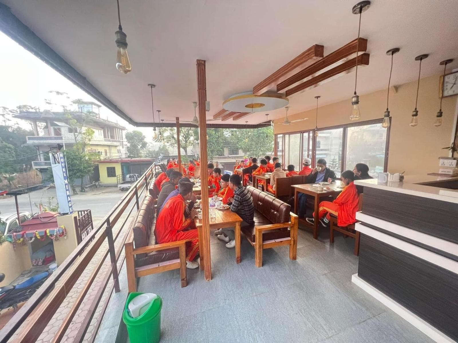 Hotel Mirage Sauraha photo 3