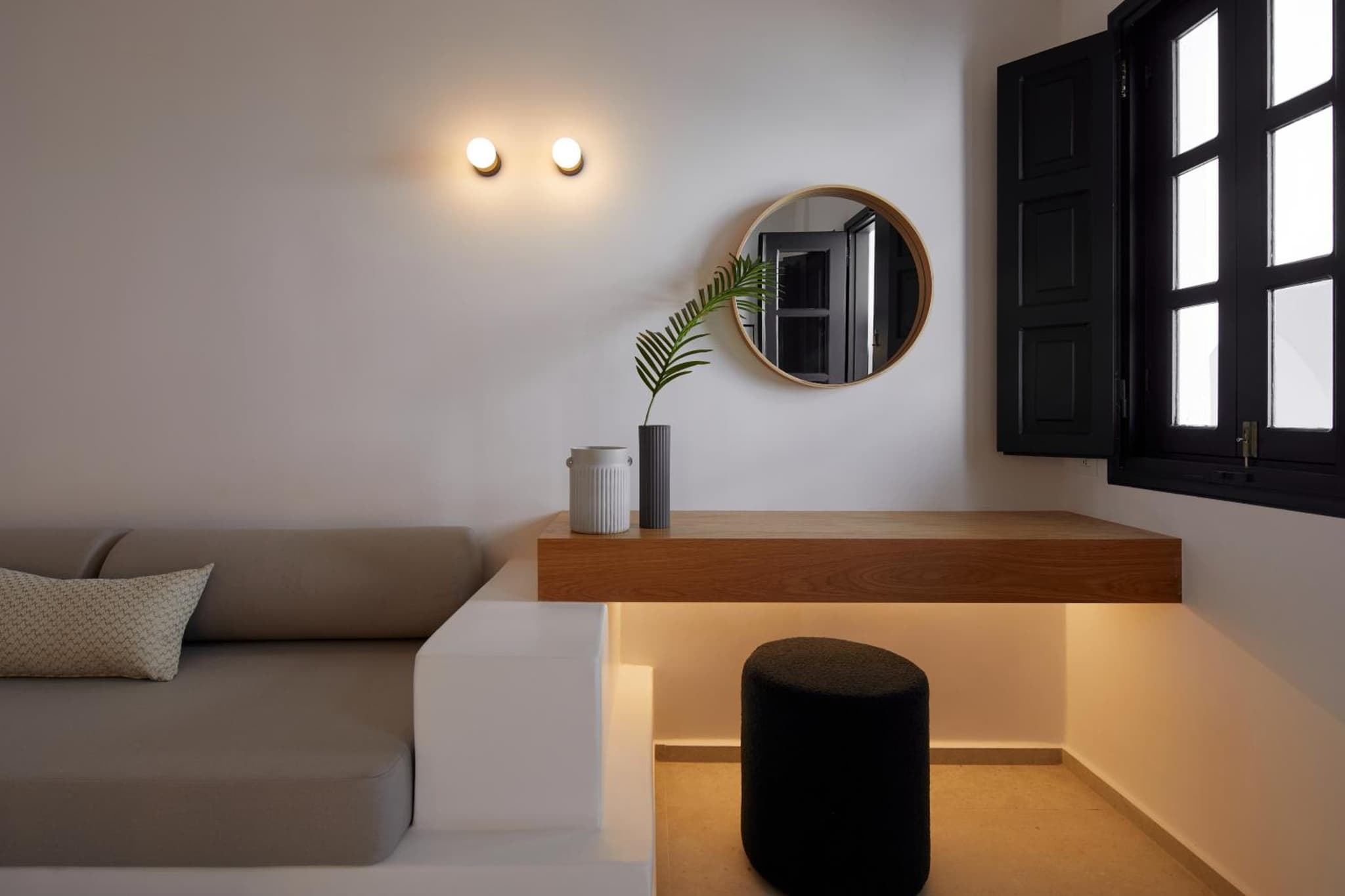 Oia Suites photo 5