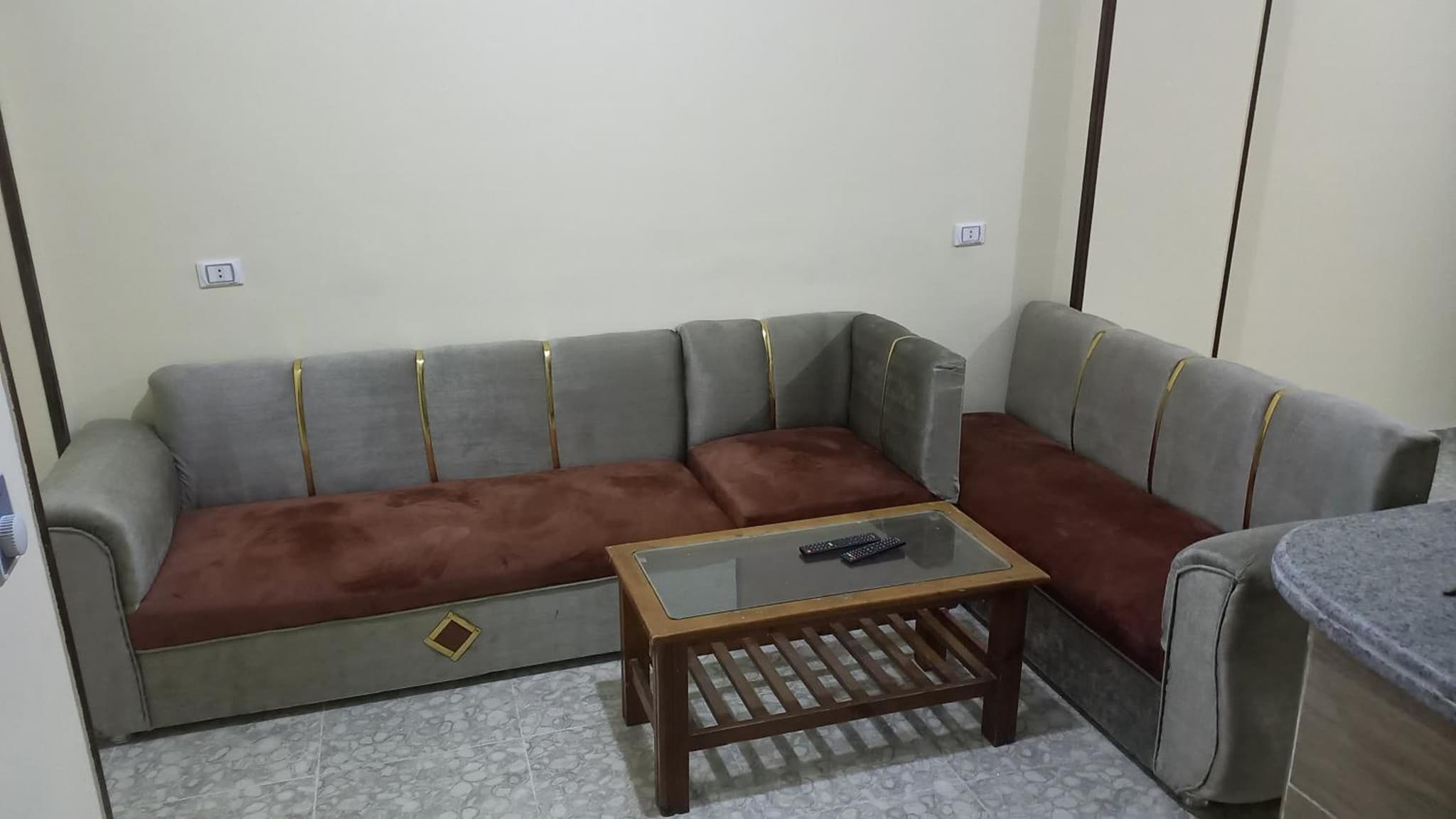 Ikea flat 5 photo 6