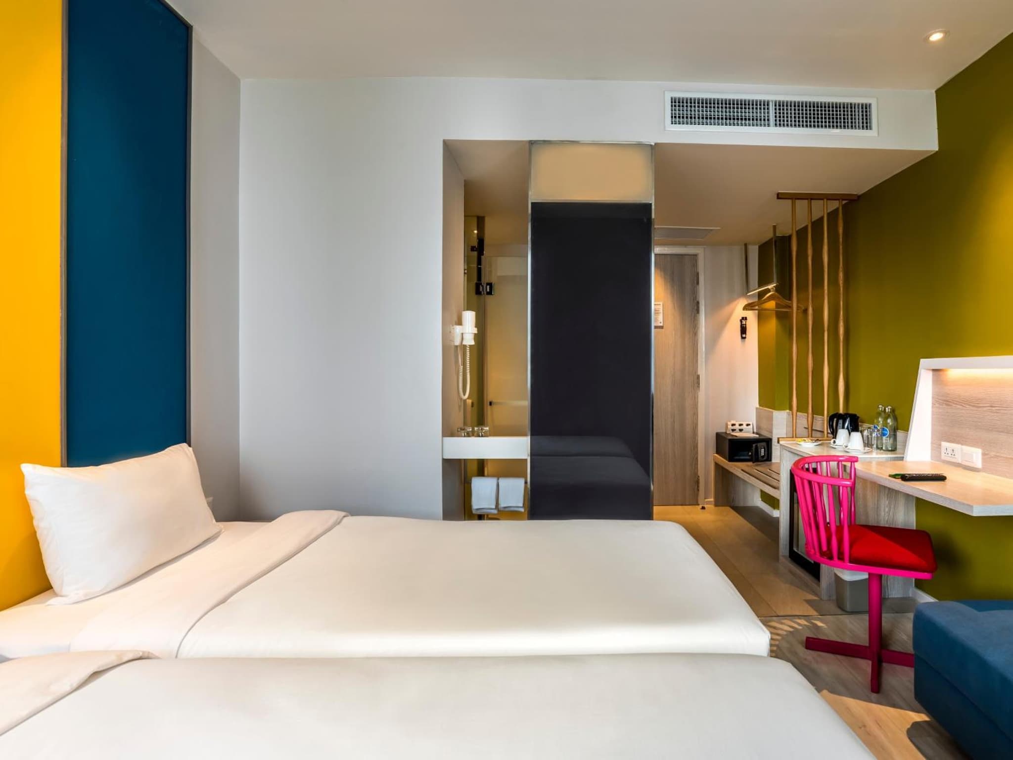Ibis Styles Phuket City photo 3