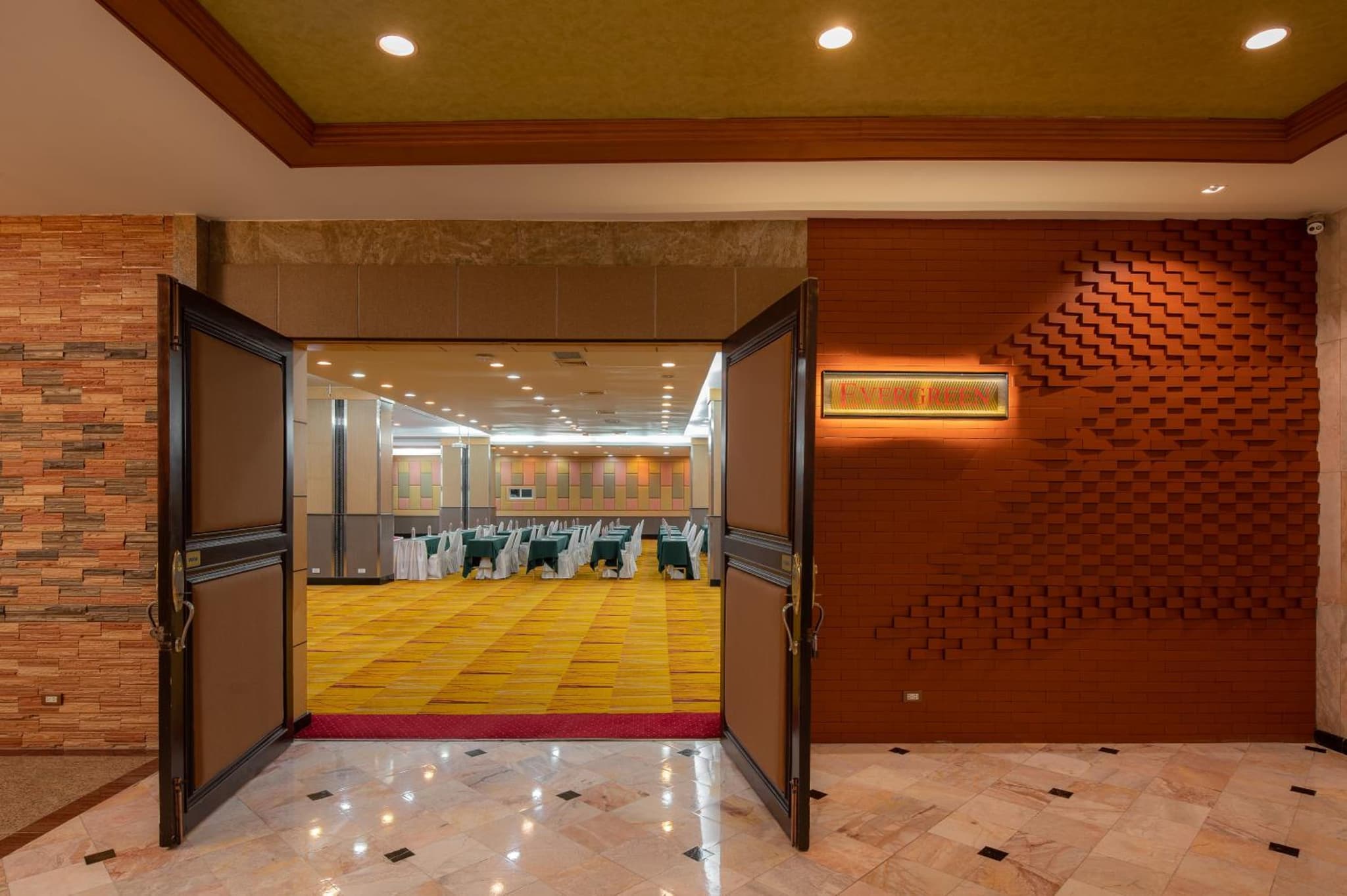 meeting & event spaces