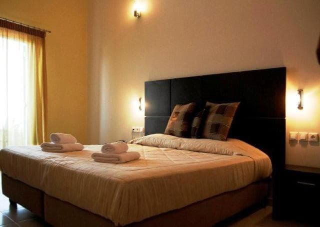 Kythera Irida photo 4