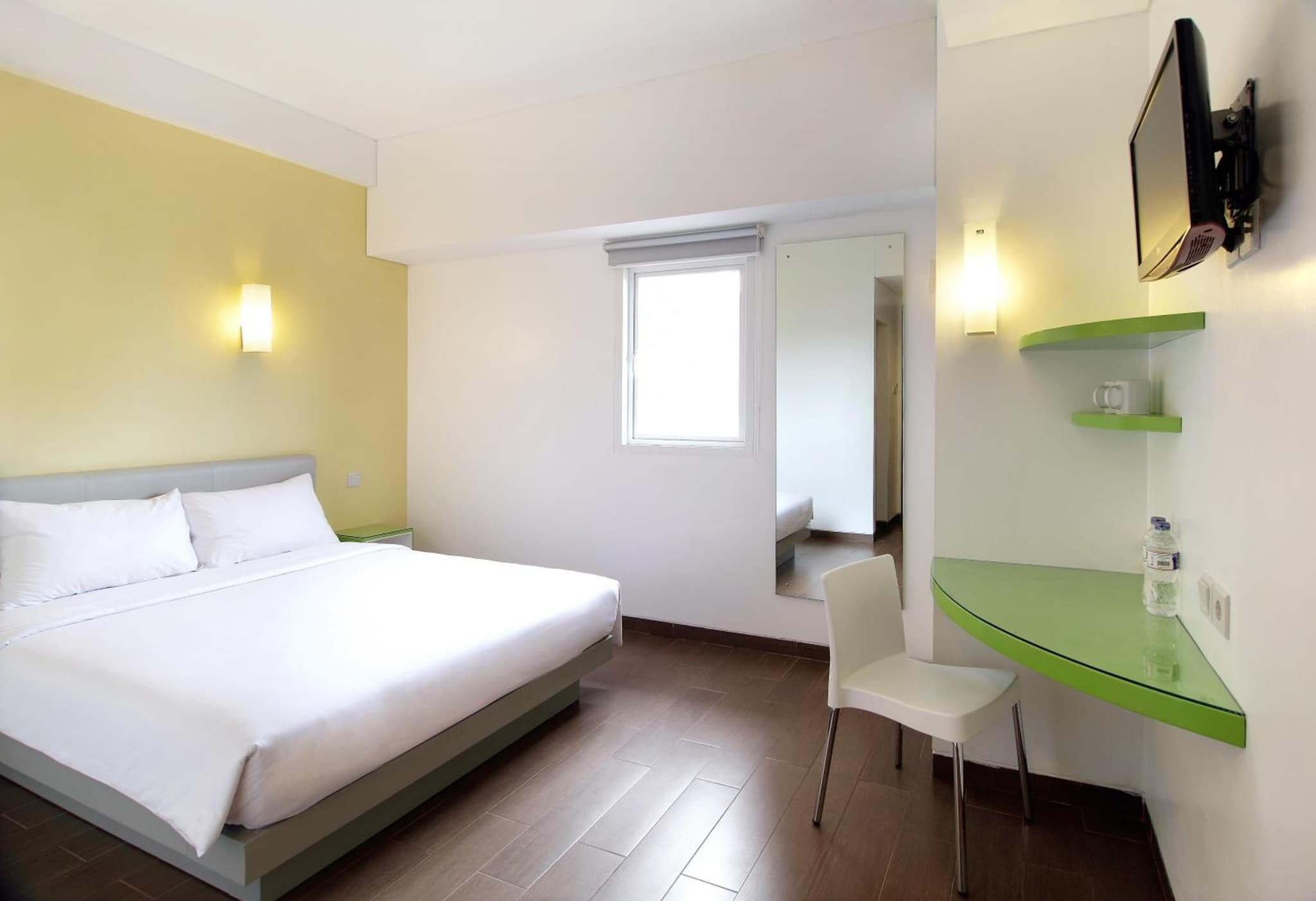 Amaris Hotel Panakkukang photo 2