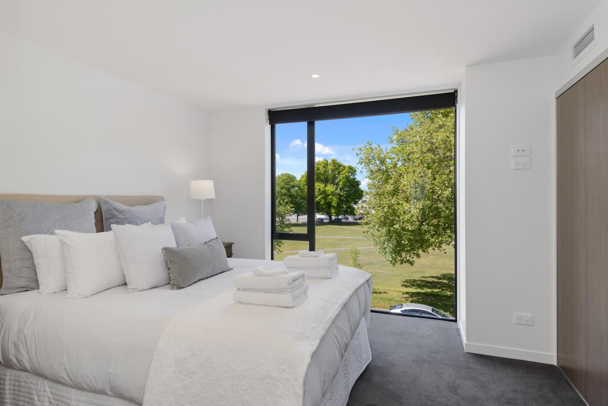Latimer View Apartment