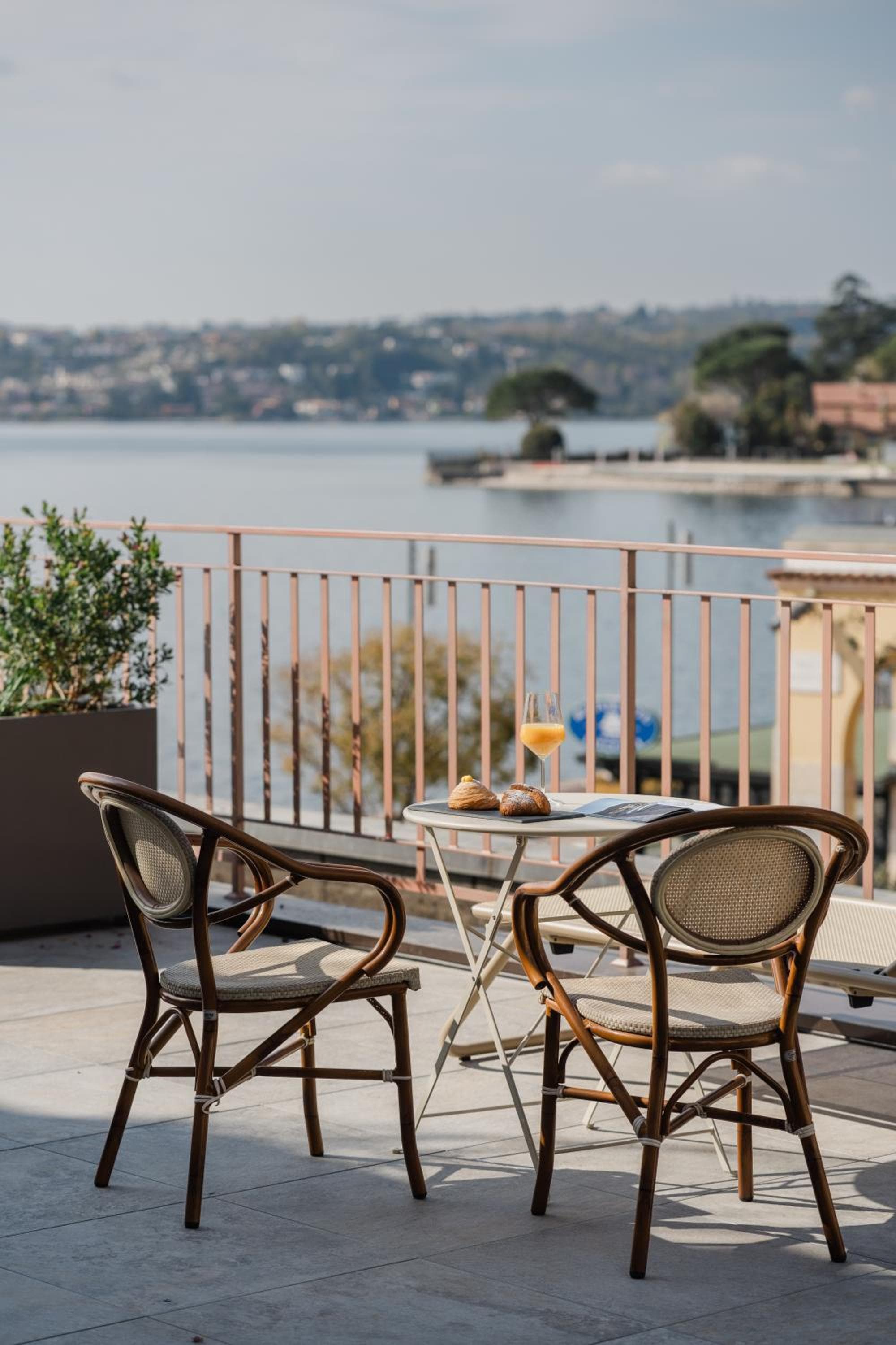Hotel Du Lac Gardone Riviera photo 7