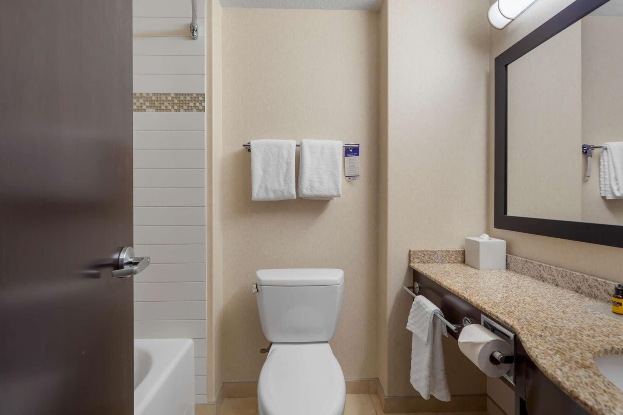 Best Western Plus Sherwood Park photo 5