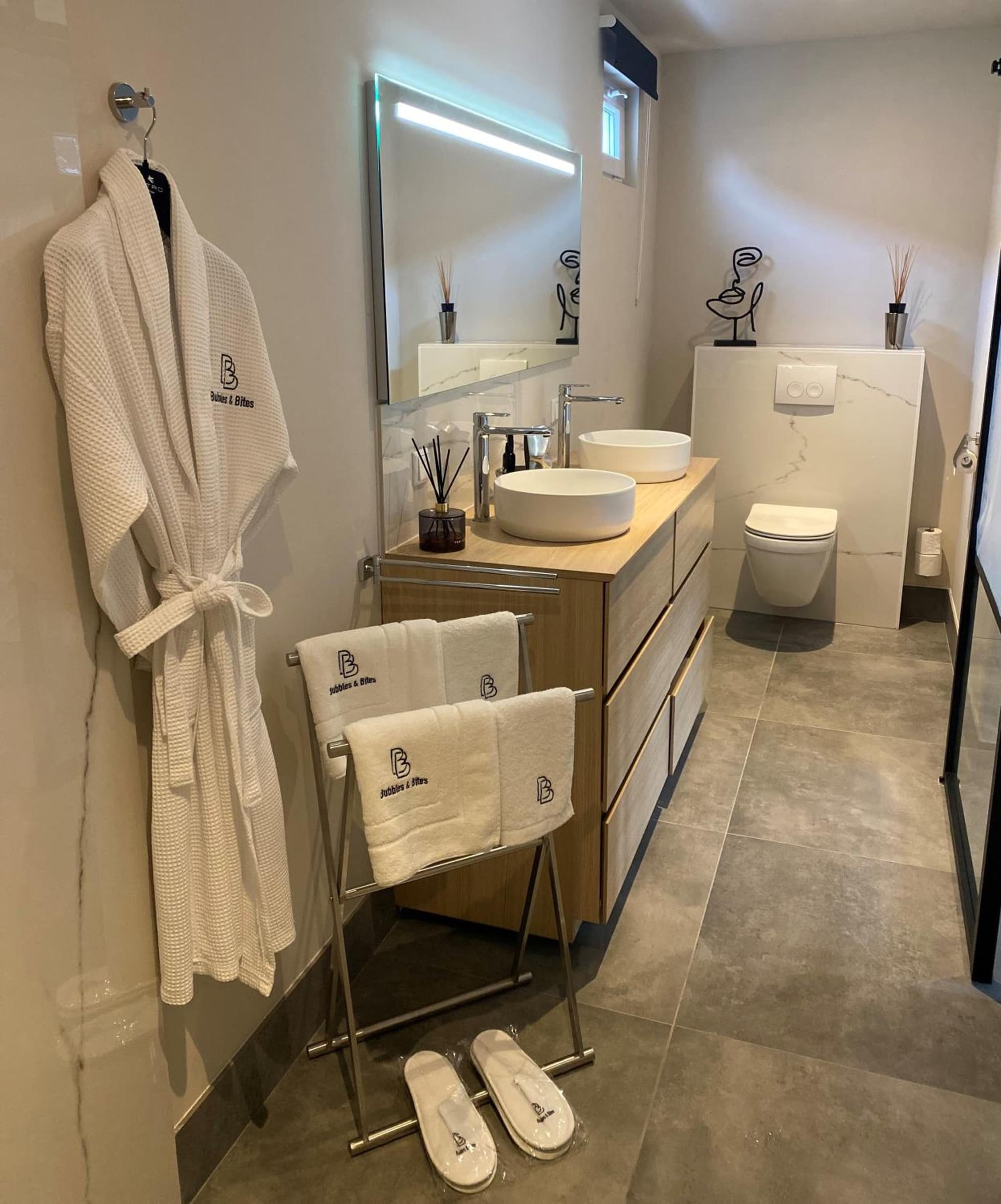 B&B Bubbles&Bites photo 5