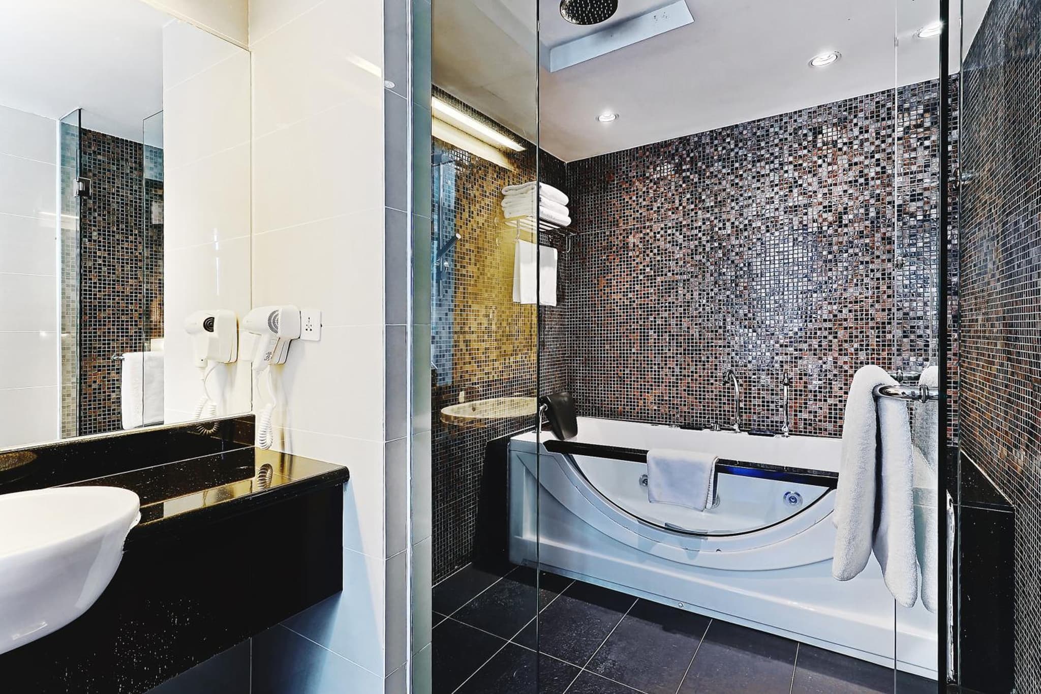 Hotel Sixty3 photo 6