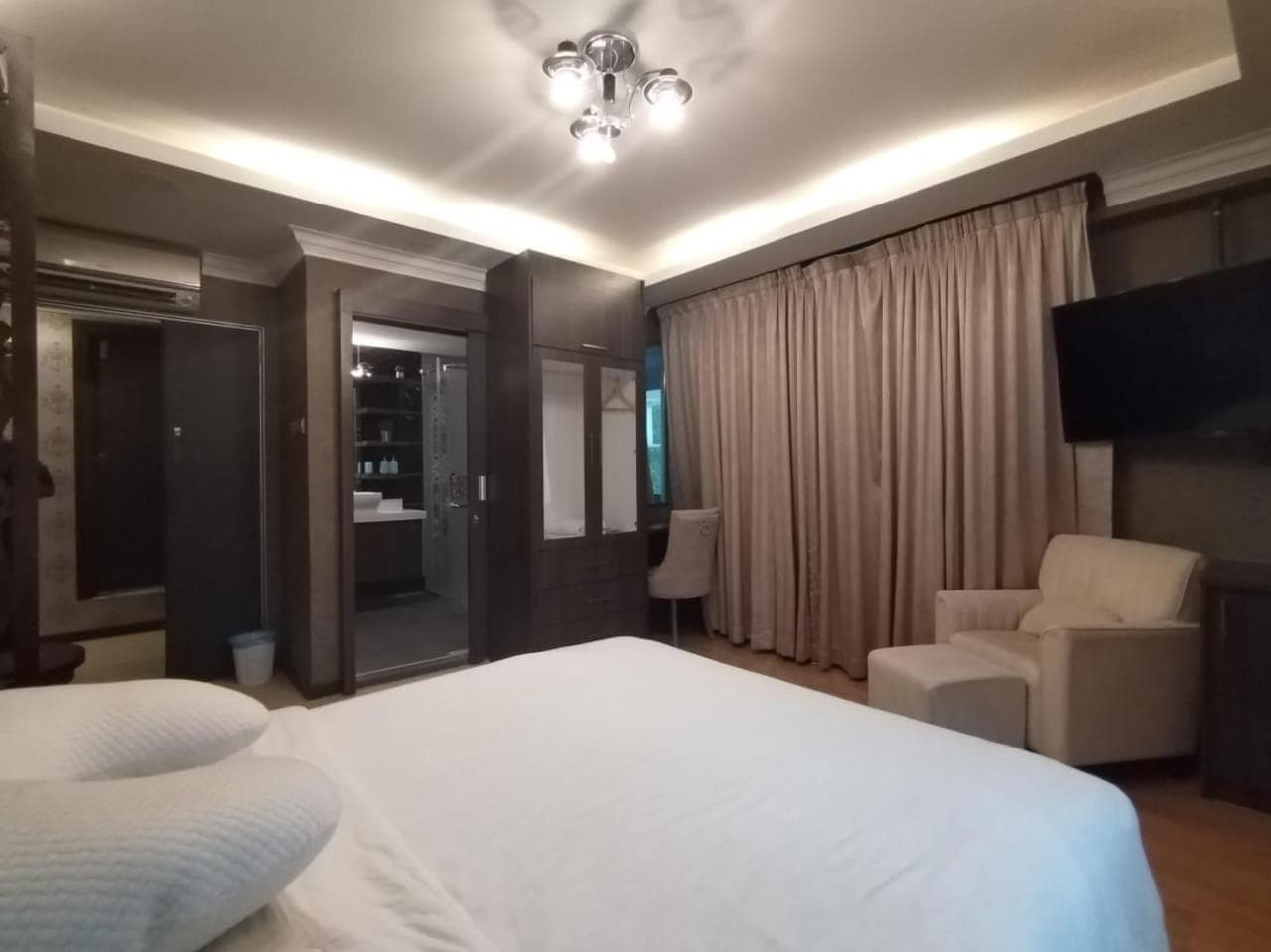 Grand Illusyin photo 2