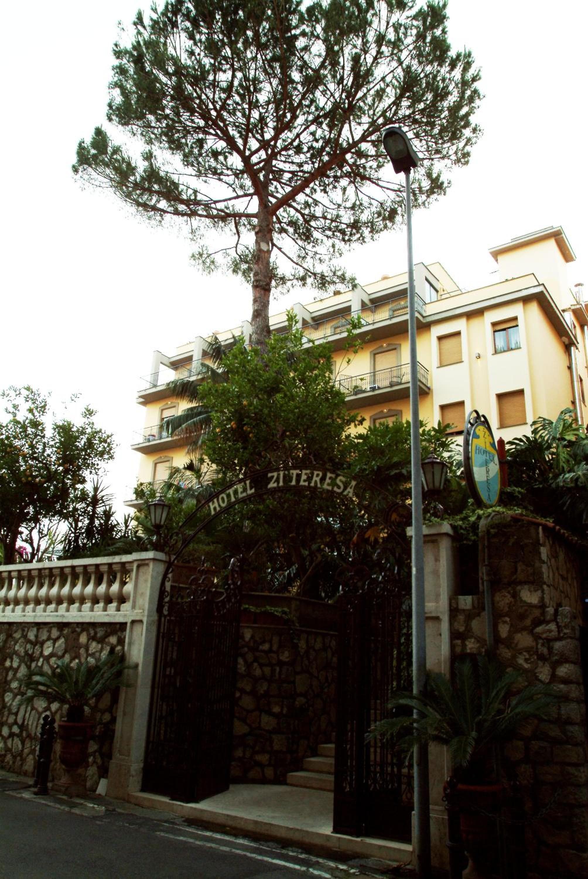 Hotel Zi' Teresa