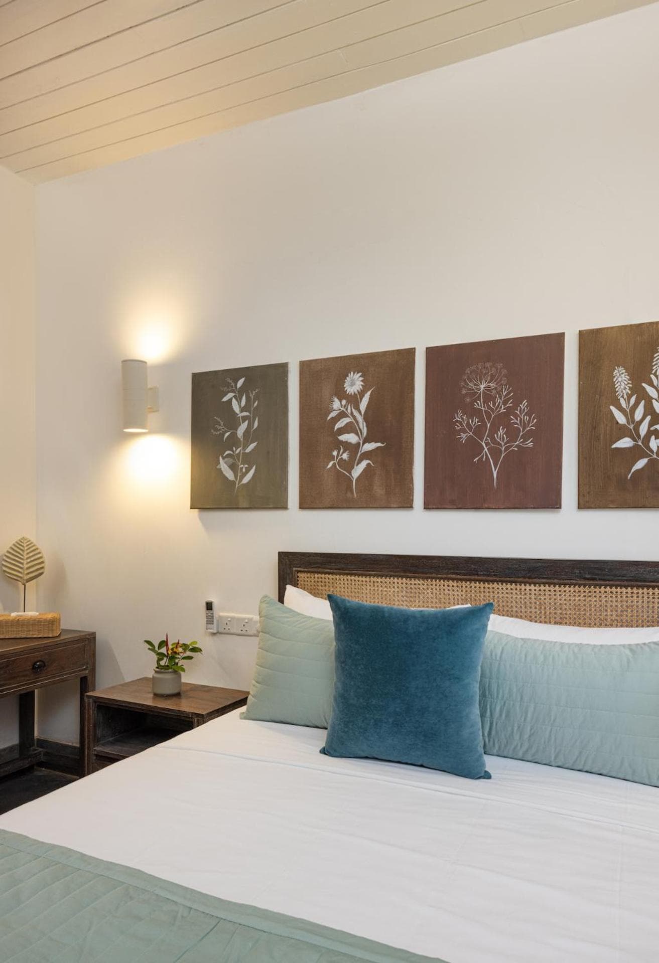 Teal Ahangama - Beach Front Villa photo 5