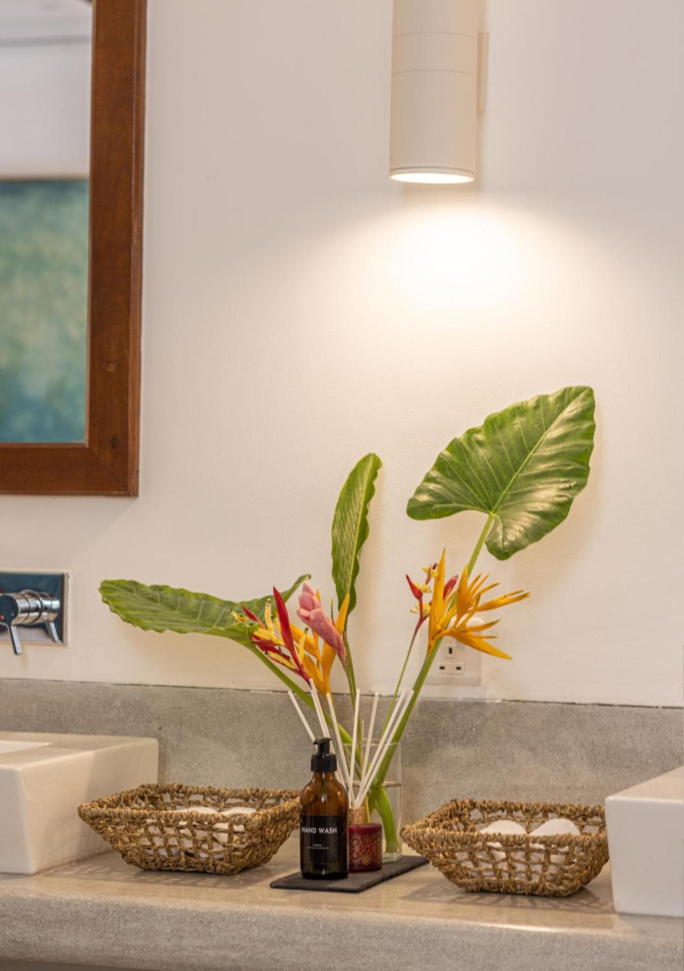 Teal Ahangama - Beach Front Villa photo 3