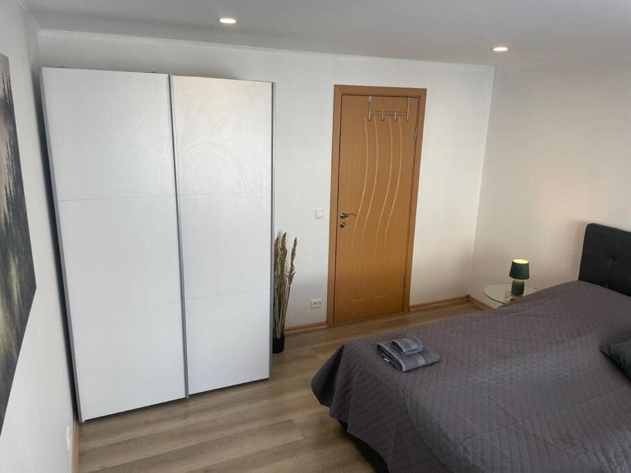 3 rooms apartment in Center photo 8