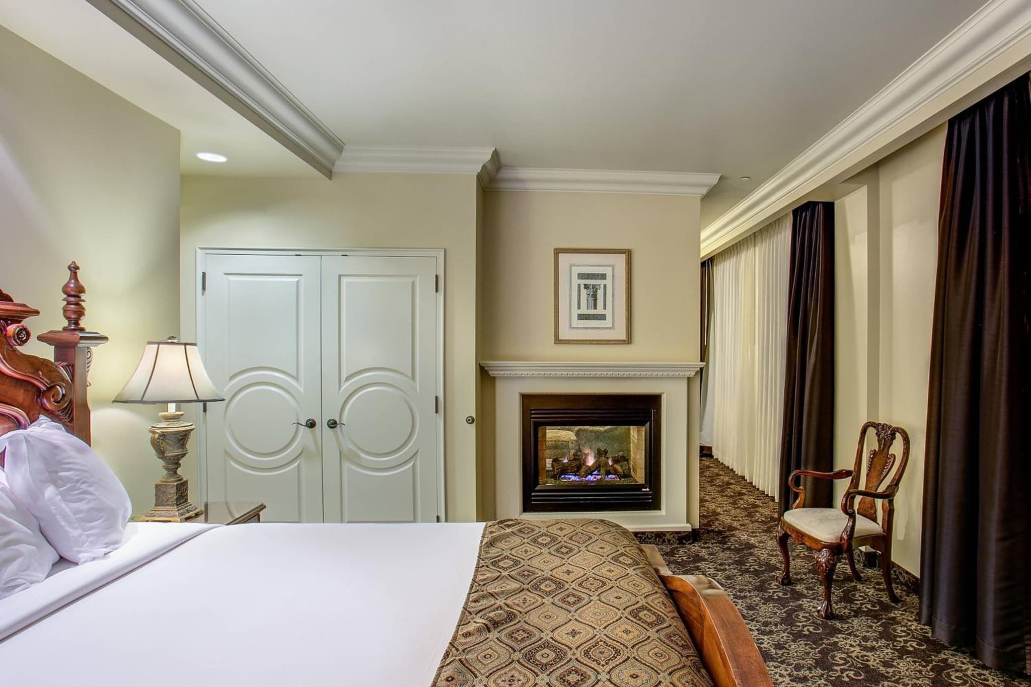 Davenport Hotel, Autograph Collection photo 2