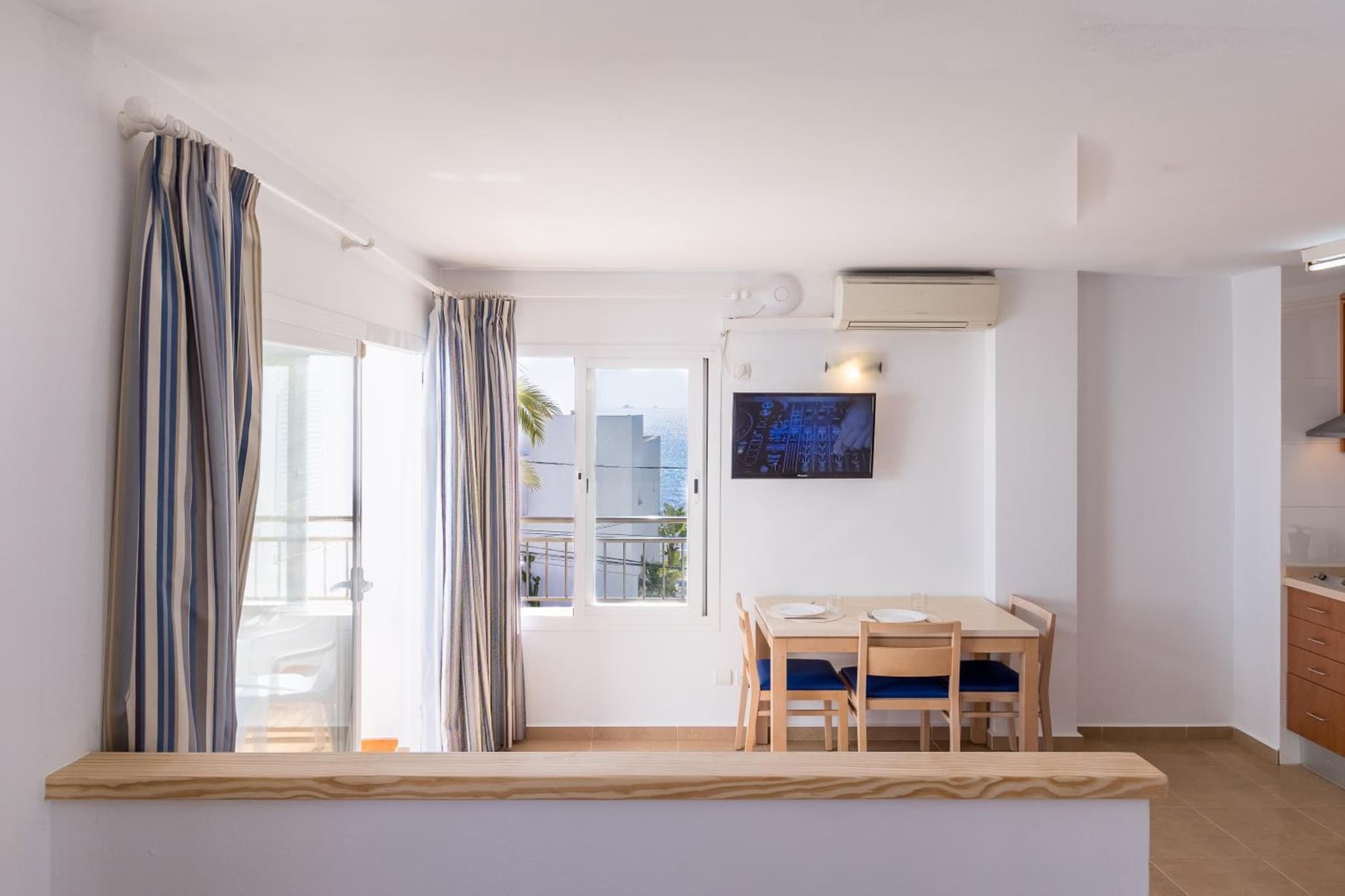 Bossa Bay - MC Apartments Ibiza photo 6