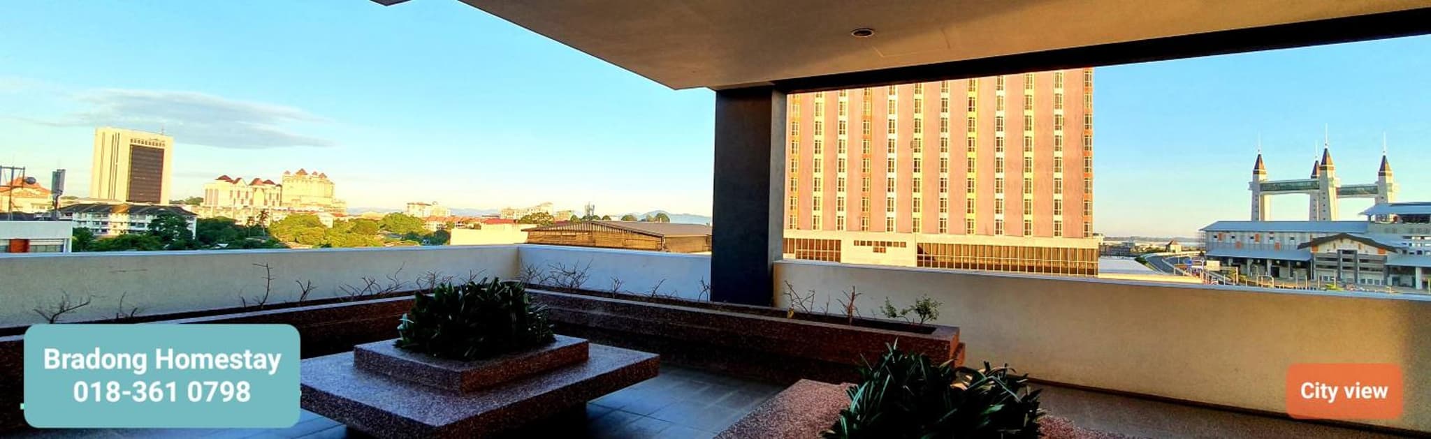 BRADONG HOMESTAY - MUSLlM ONLY, 3 Queen Bedrooms, Seaview, Infinity Pool, Gym, near Drawbridge & KTCC Mall photo 9