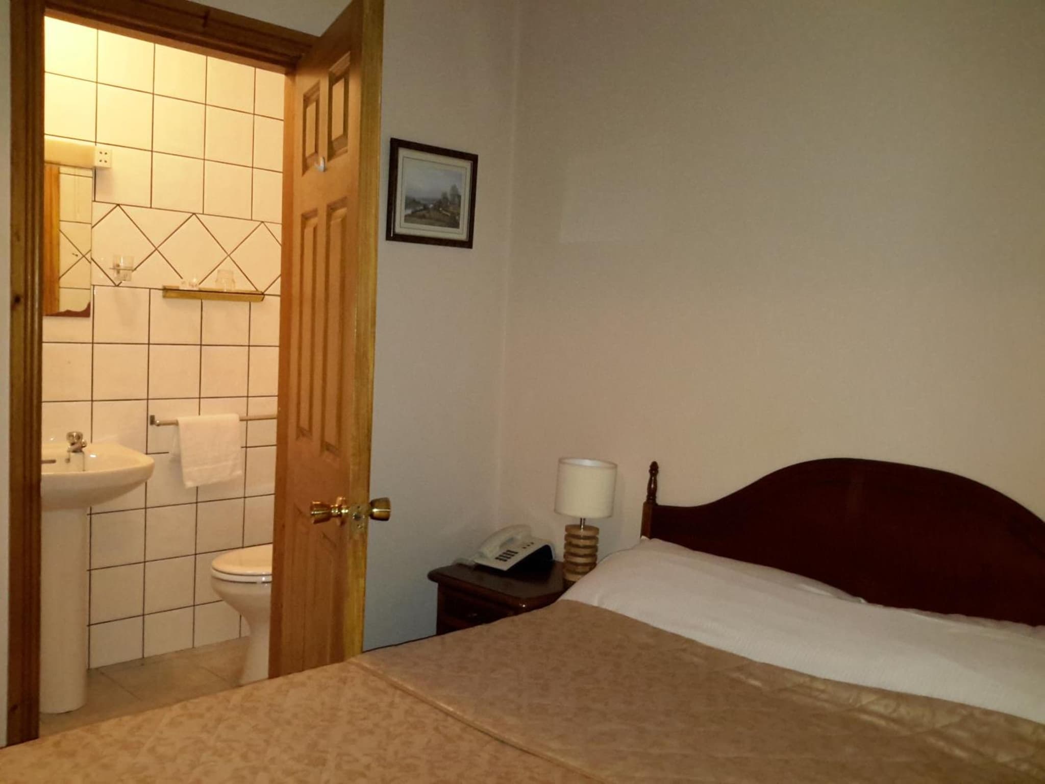 Bridge Hotel photo 7