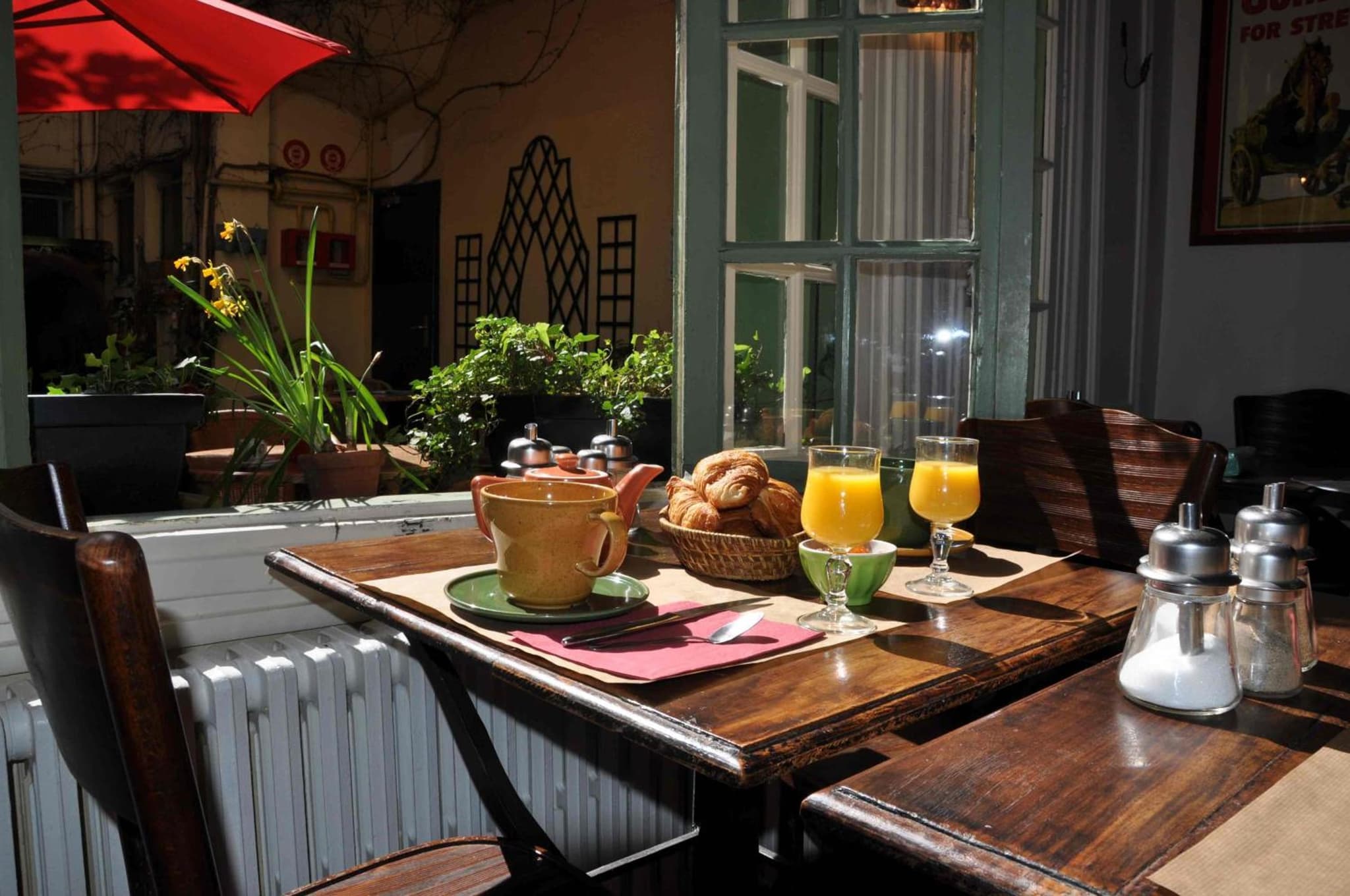 dining