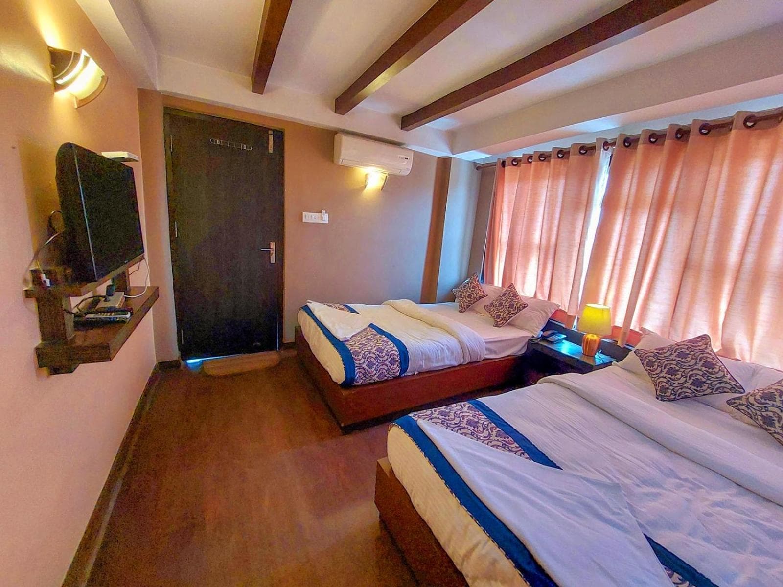 Hotel Garuda photo 5