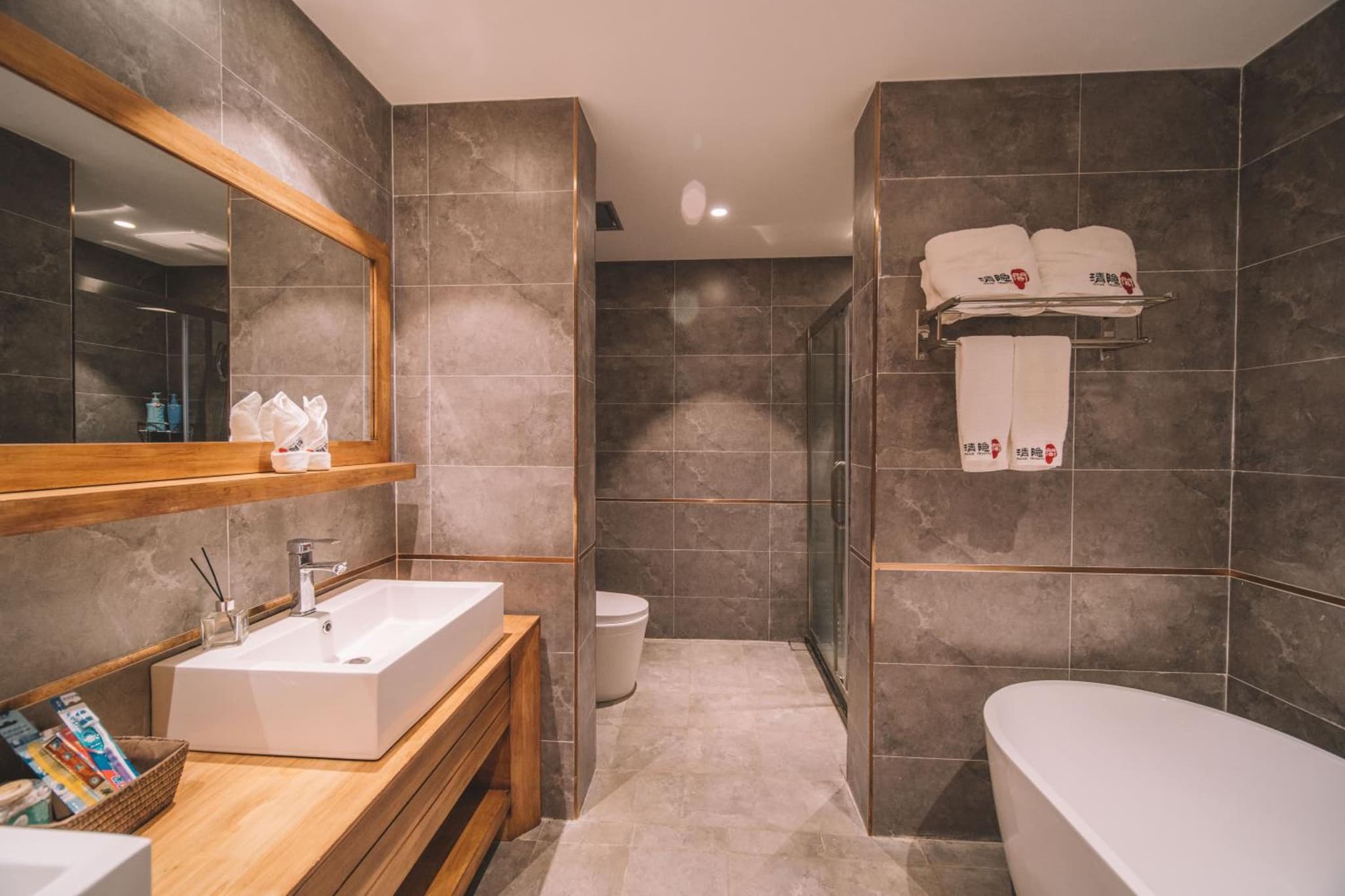 Zhangjiajie National Park Nvue Resort Free Laundry & Dry Service,Free One Way Pick Up Over 2 Night, Customizing Tour Plan photo 9