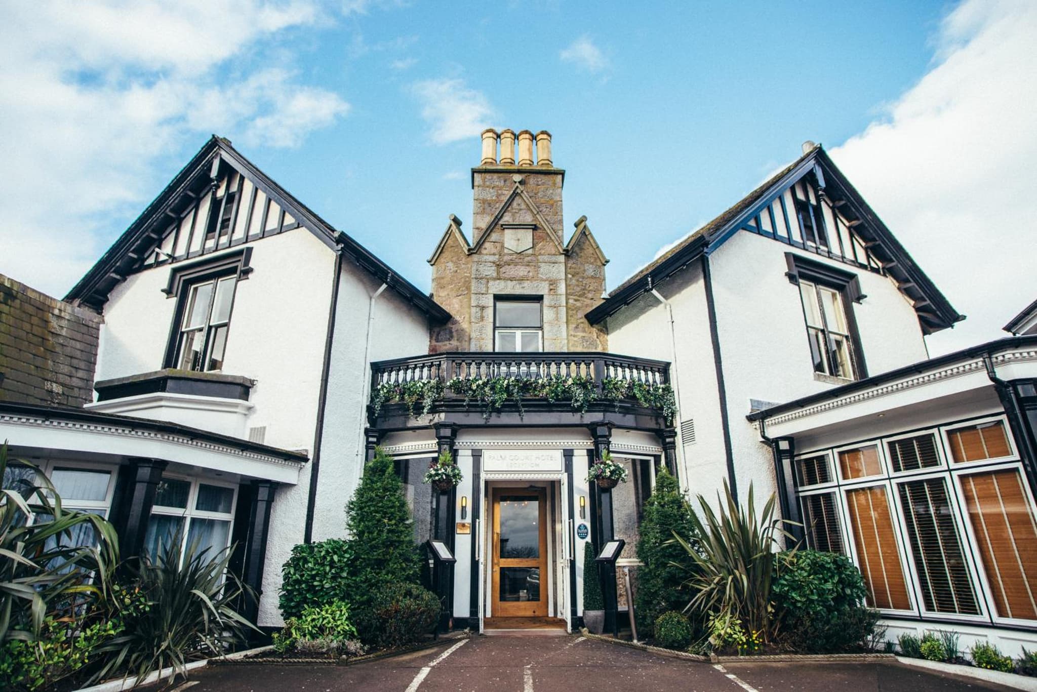 Palm Court Hotel