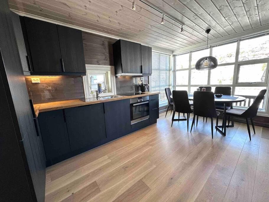 Lovise Mountain Apartment photo 9