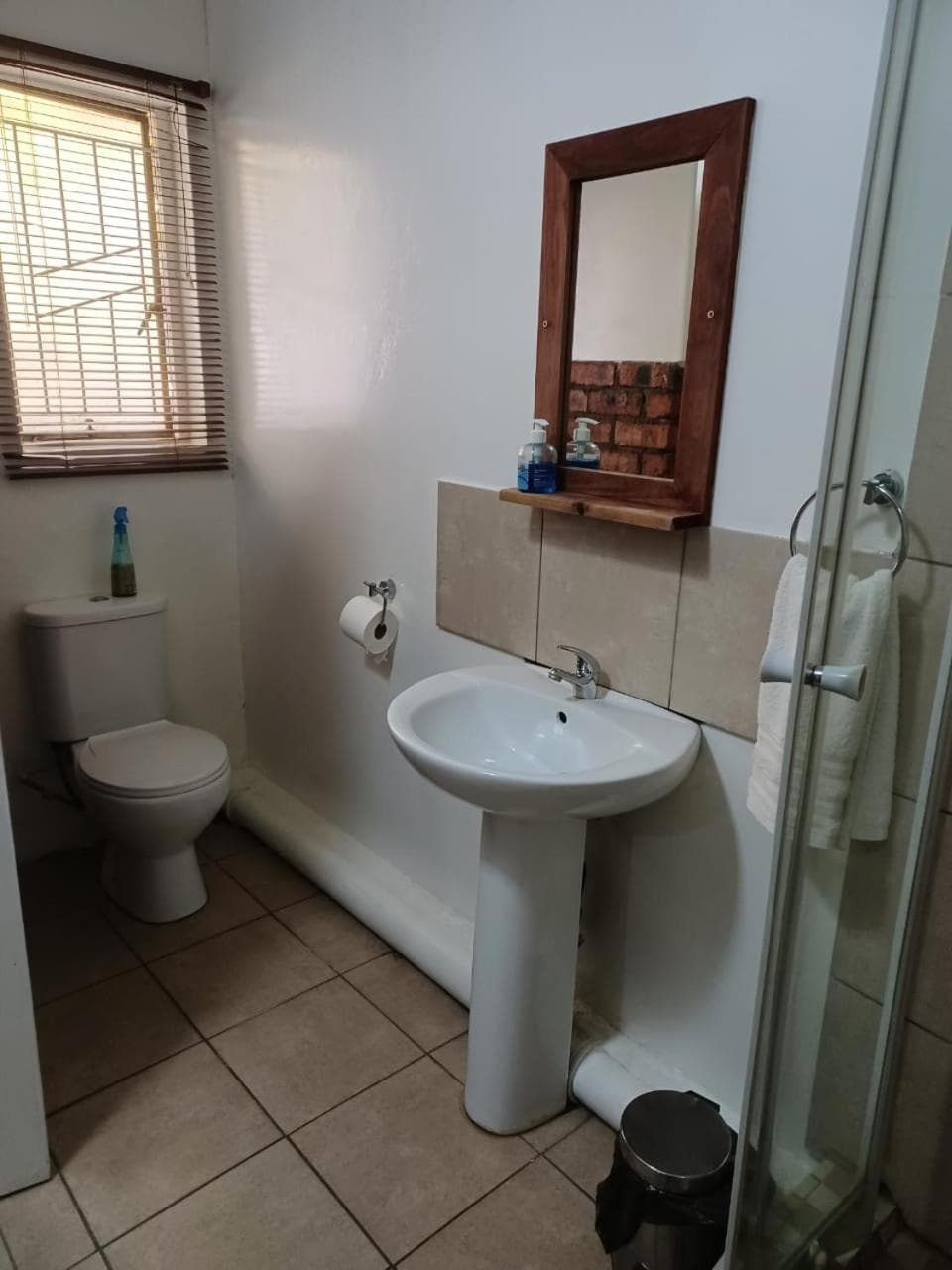 21 On Coetzee Guest House photo 6