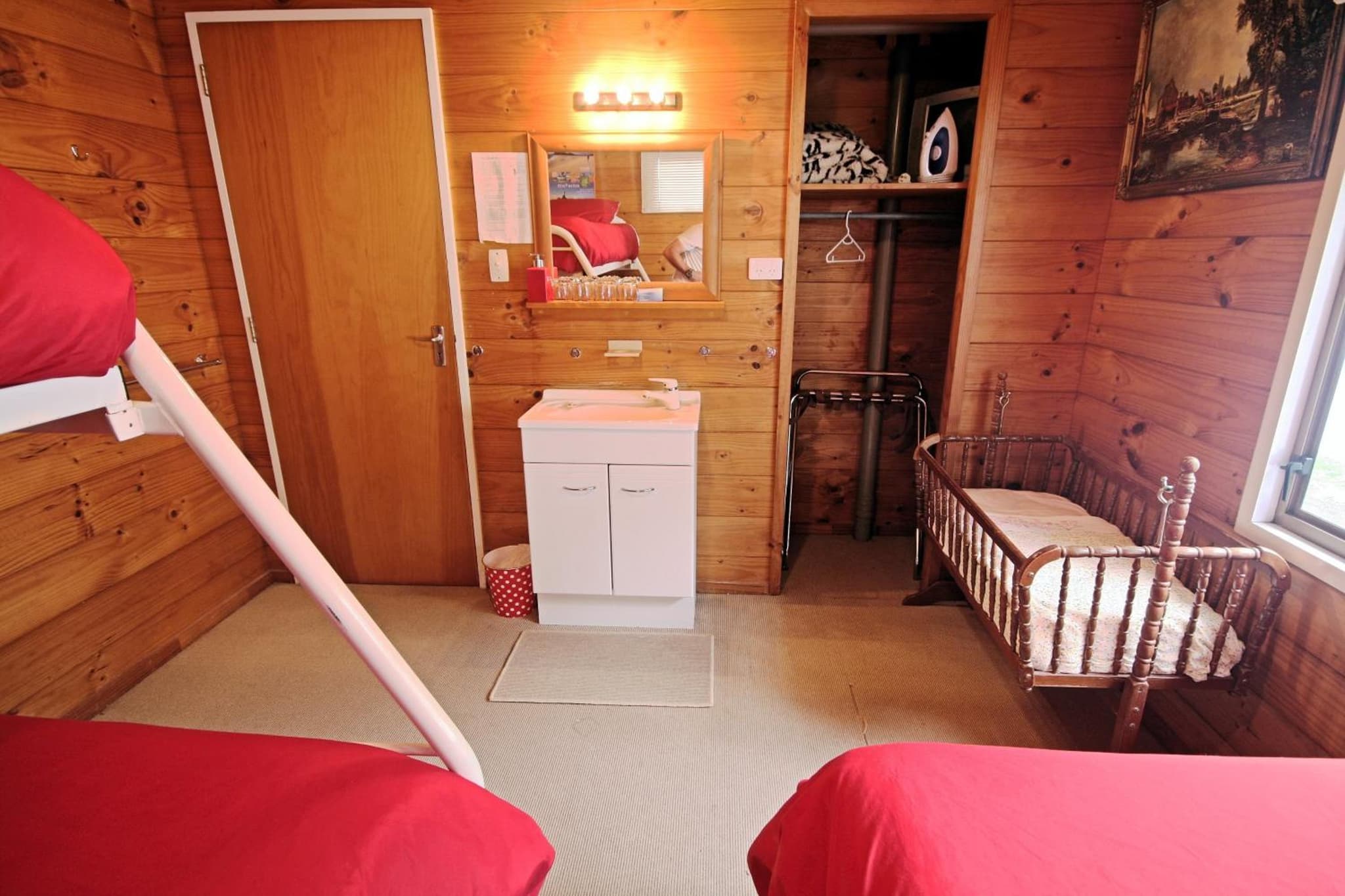 Tony's Lodge photo 3