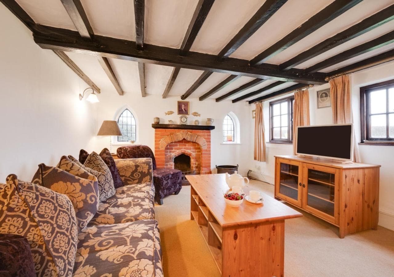3 Bed in Hemley oc-g91 photo 6
